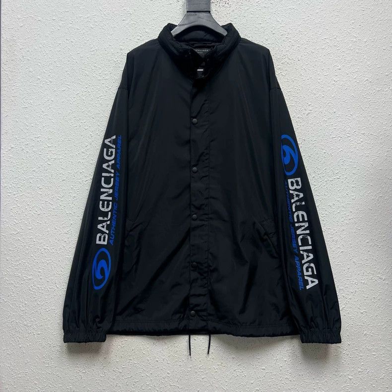 Balenciaga Balenciaga SS24 letter logo print round neck button long s Size US L / EU 52-54 / 3 - 1 Thumbnail