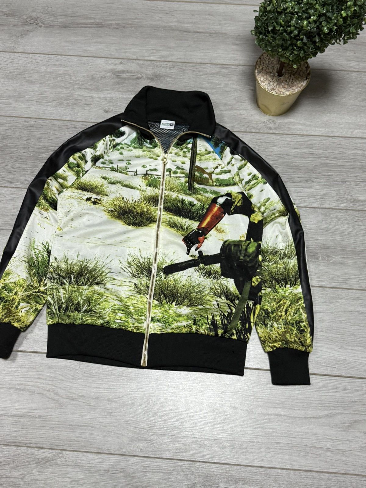 Puma Puma RARE Metal Gear Japan Solid V arm track jacket vintage Size US M / EU 48-50 / 2 - 6 Thumbnail