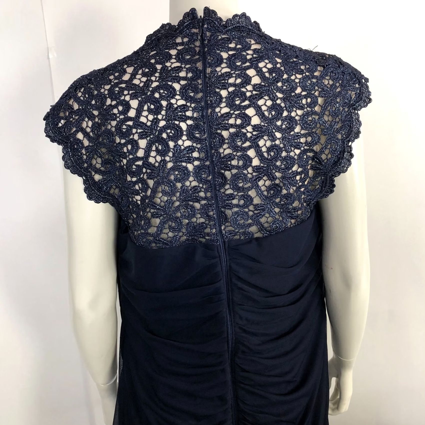 Vintage XSCAPE Plus 14W Crochet Lace Formal Evening Gown Maxi Dress Blue Size XL / US 12-14 / IT 48-50 - 4 Thumbnail