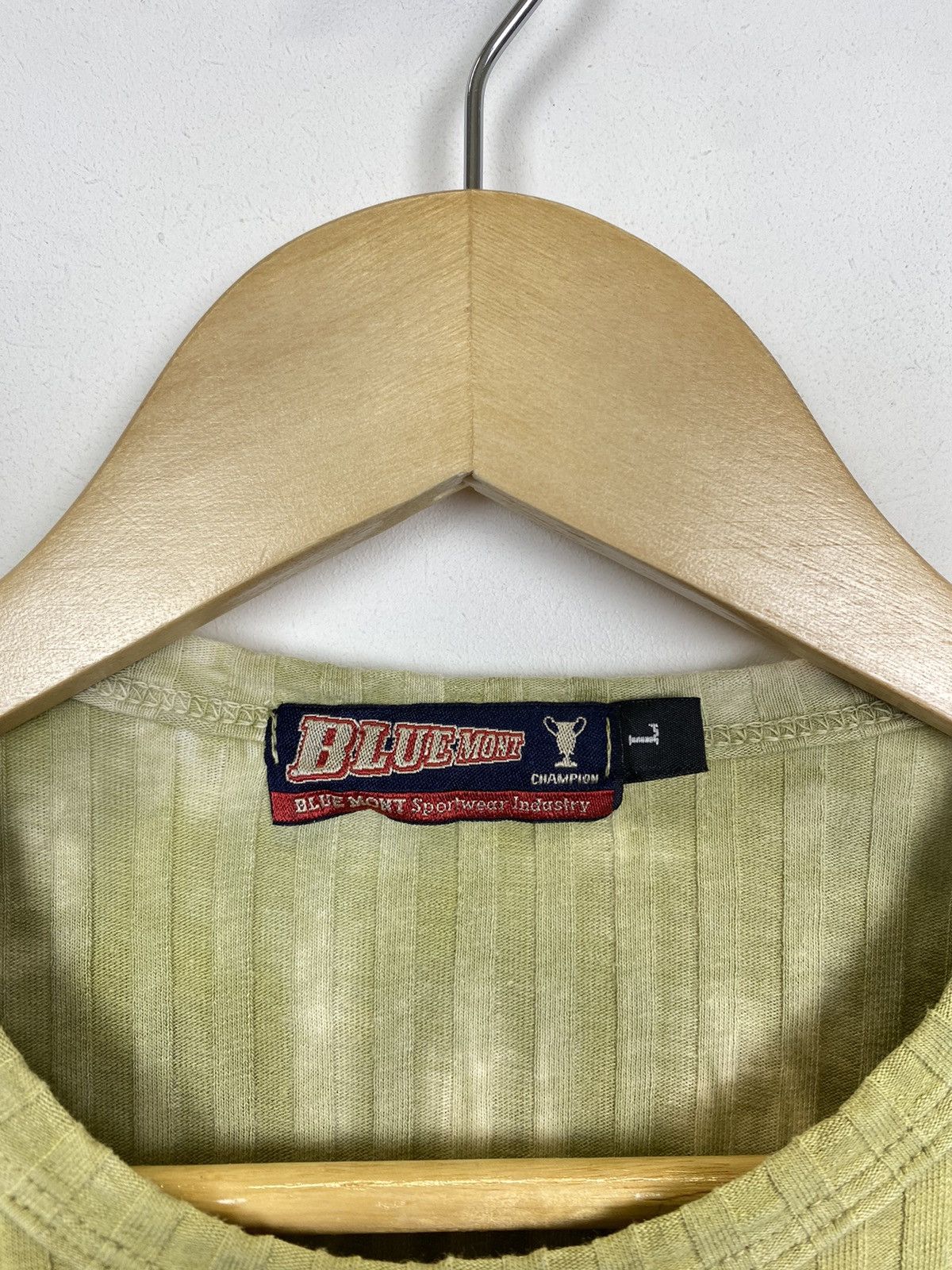 Vintage Vintage Y2K Avant Garde Japanese Style Tee Blue Mont Size US L / EU 52-54 / 3 - 7 Thumbnail