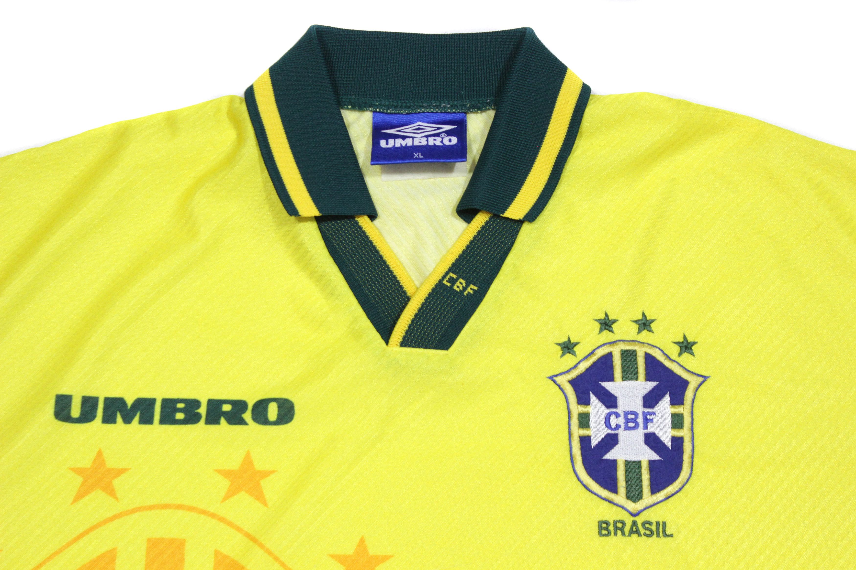 Umbro 90S CBF Brasil Football Jersey Size US XL / EU 56 / 4 - 4 Thumbnail
