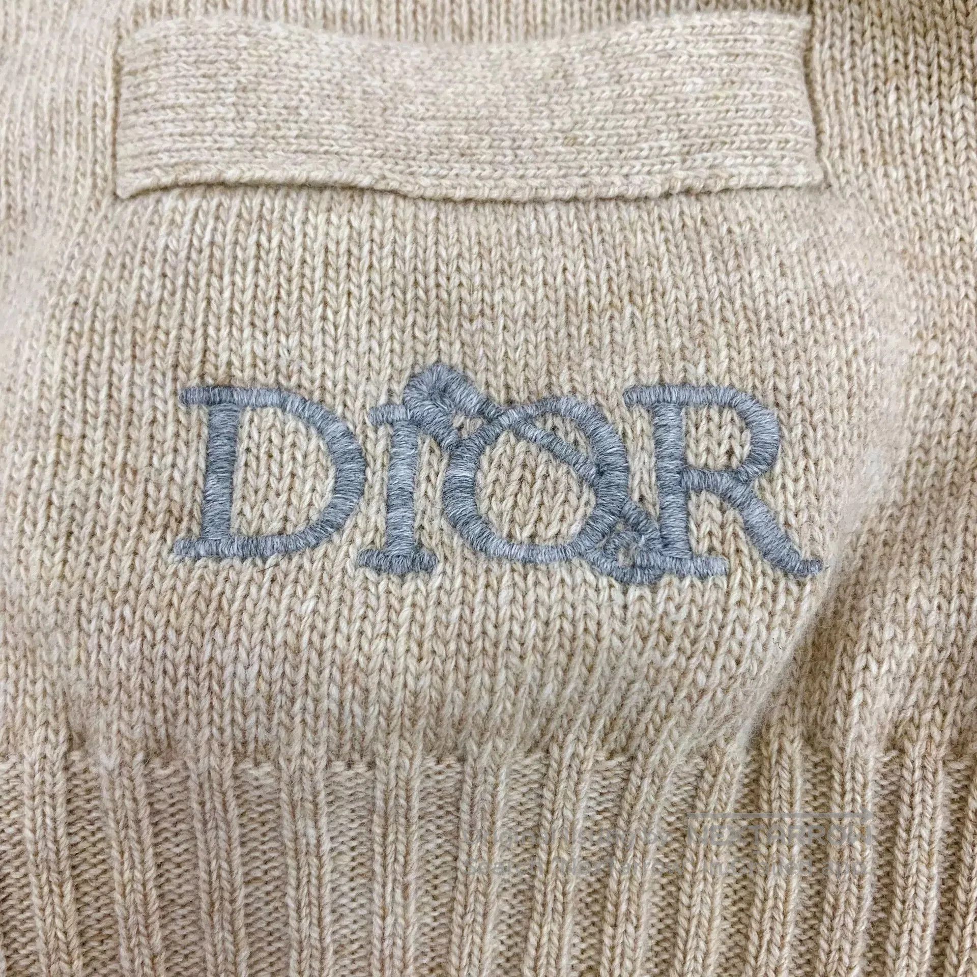 Dior Dior Oatmeal Logo Wool Knit Cardigan. Size US M / EU 48-50 / 2 - 5 Thumbnail