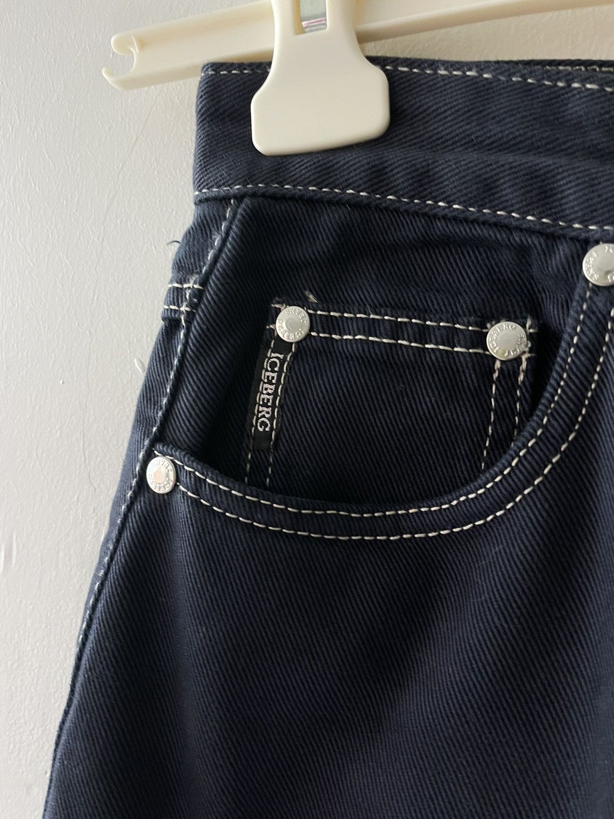 Iceberg IcebergxSnoopy jean Size 24" / US 00 / IT 34 - 8 Thumbnail
