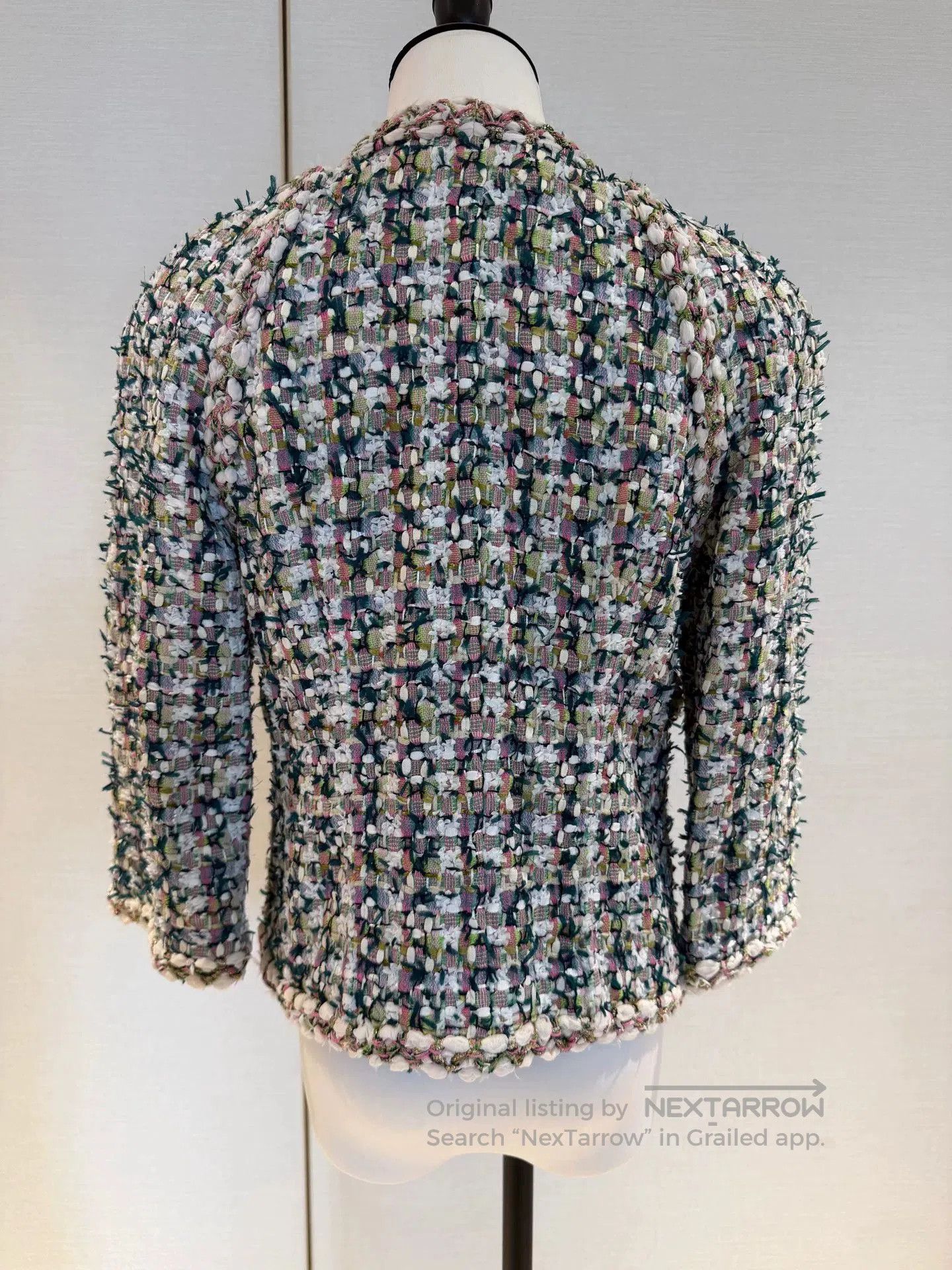 Chanel Chanel 18c Tweed Jacket Size 38. Size M / US 6-8 / IT 42-44 - 2 Thumbnail