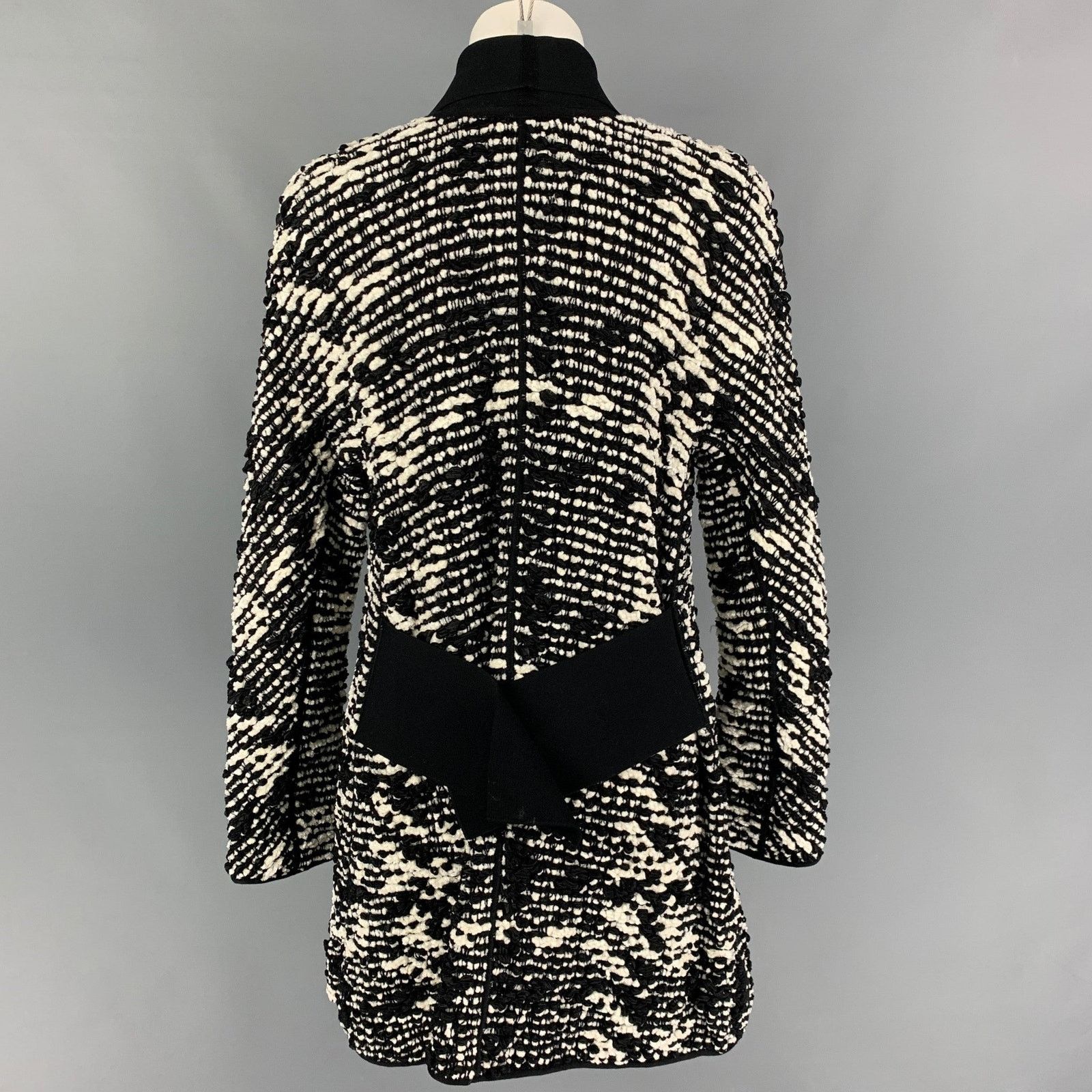 Giorgio Armani Size 4 Black White Viscose Blend Buttoned Coat Size S / US 4 / IT 40 - 3 Thumbnail