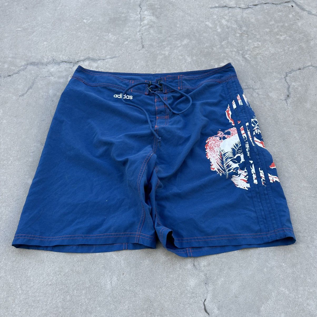 Adidas × Japanese Brand Vintage Adidas Shorts Rap Swimwear Surf Style Y2K 00s USA Size US 34 / EU 50 - 1 Thumbnail
