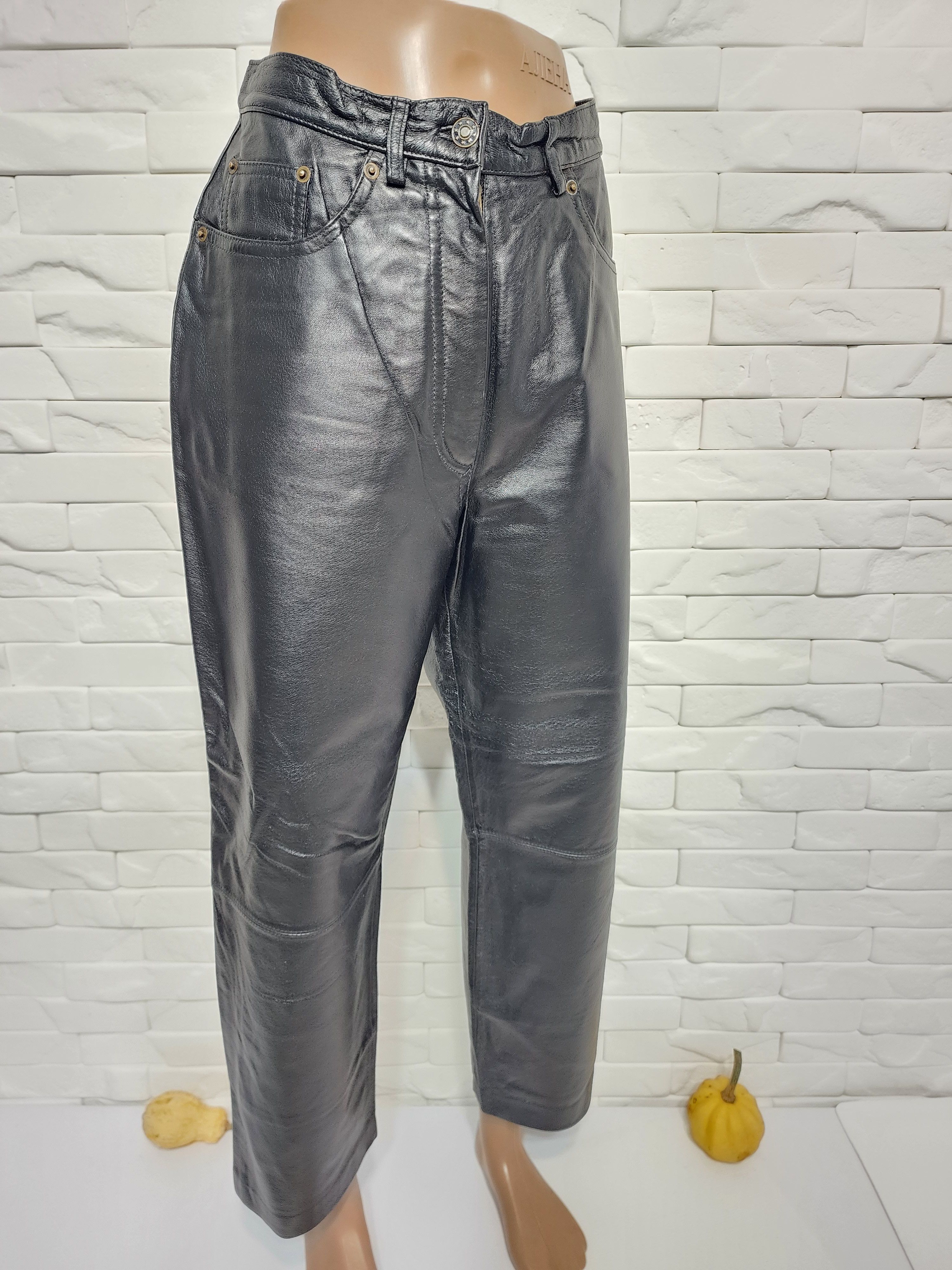 Genuine Leather Black Leather Pants: Elegant High Waist Trousers Size 30" / US 8 / IT 44 - 1 Thumbnail