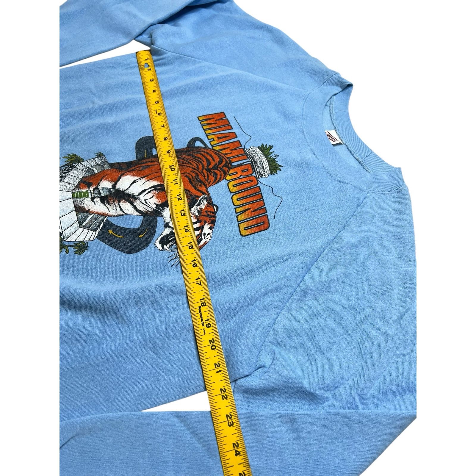 Vintage Vintage 80’s Miami Bound Tiger crewneck unisex size Large Size US L / EU 52-54 / 3 - 6 Thumbnail