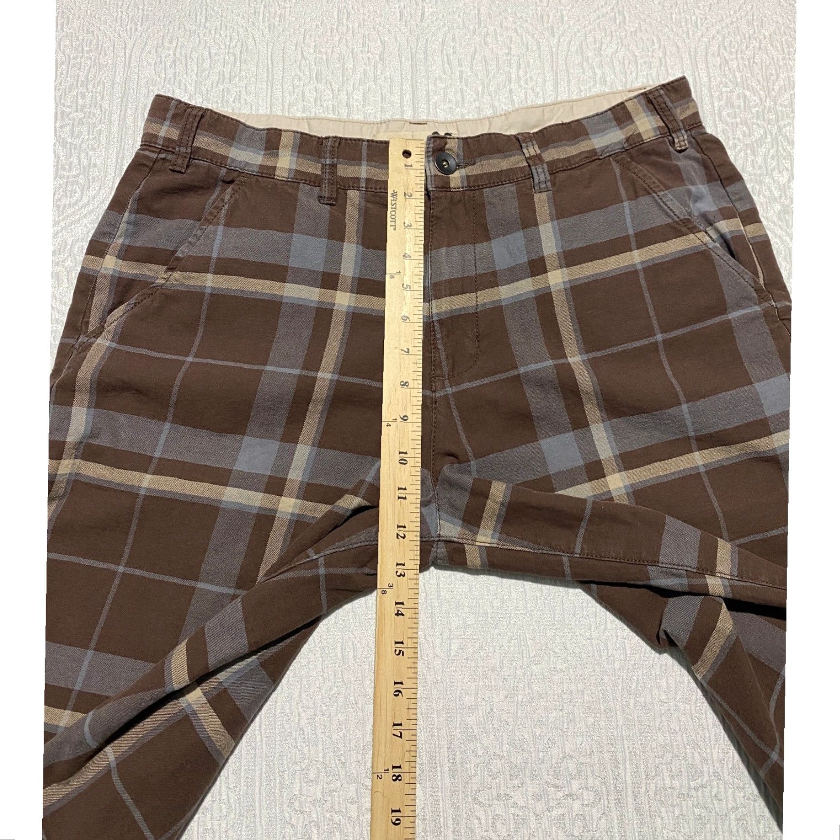 Vintage UTILITH Mens Plaid Shorts Size 38 Brown Blue Tan Casual Flat Front Shirt? Size US 38 / EU 54 - 5 Thumbnail