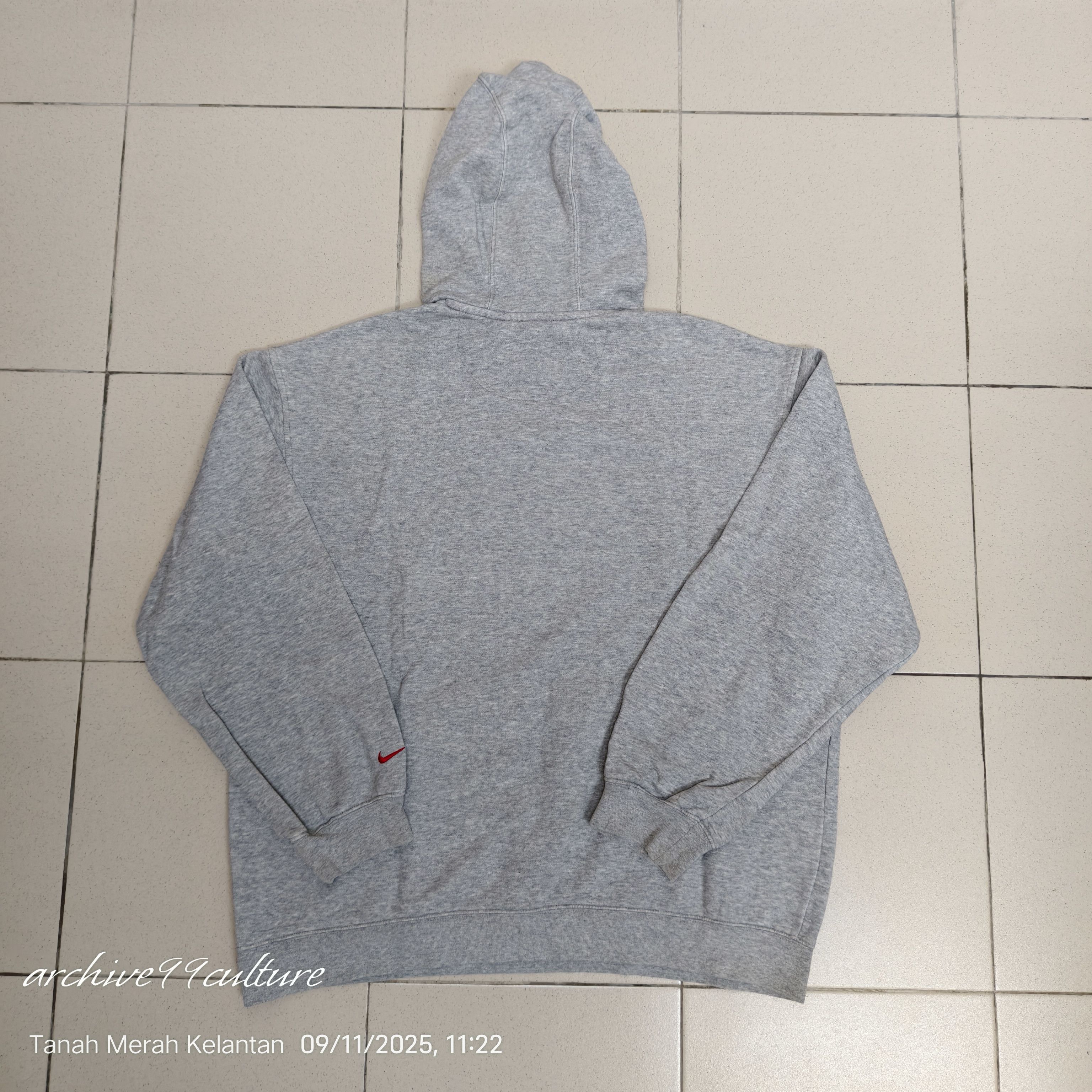 Nike Nike basketball embroidered center logo's hoodie Size US M / EU 48-50 / 2 - 2 Thumbnail