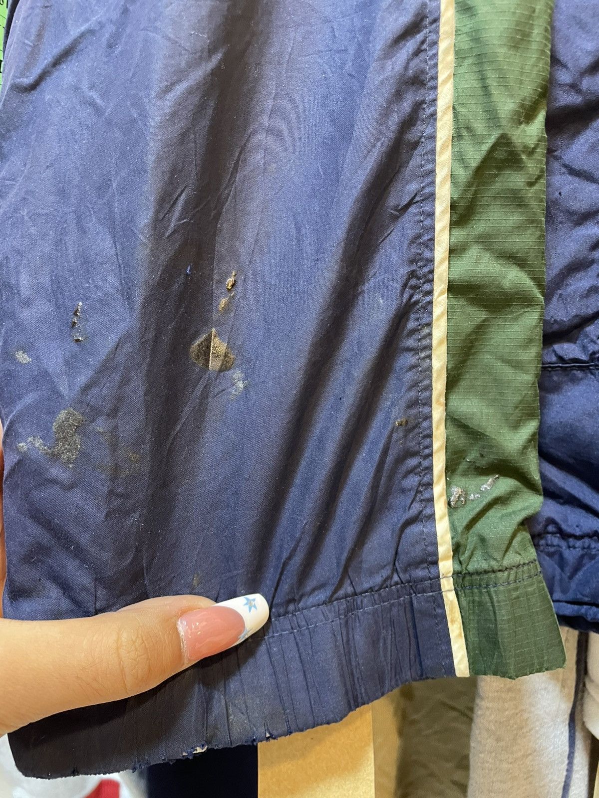 Nike Vintage Nike Windbreaker Jacket Size US M / EU 48-50 / 2 - 8 Thumbnail