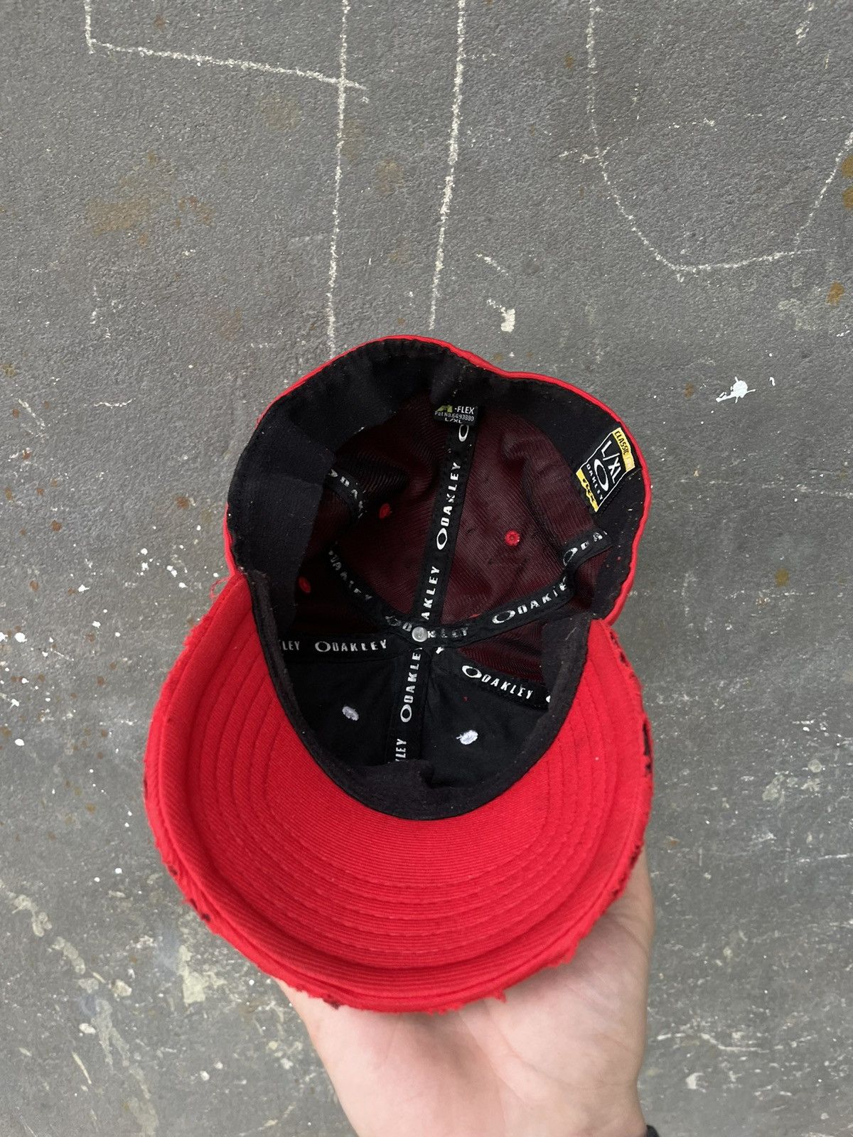 Japanese Brand × Oakley × Vintage Vintage Oakley 90’s Hat Cap Logo Y2K Distressed RARE Size ONE SIZE - 8 Thumbnail