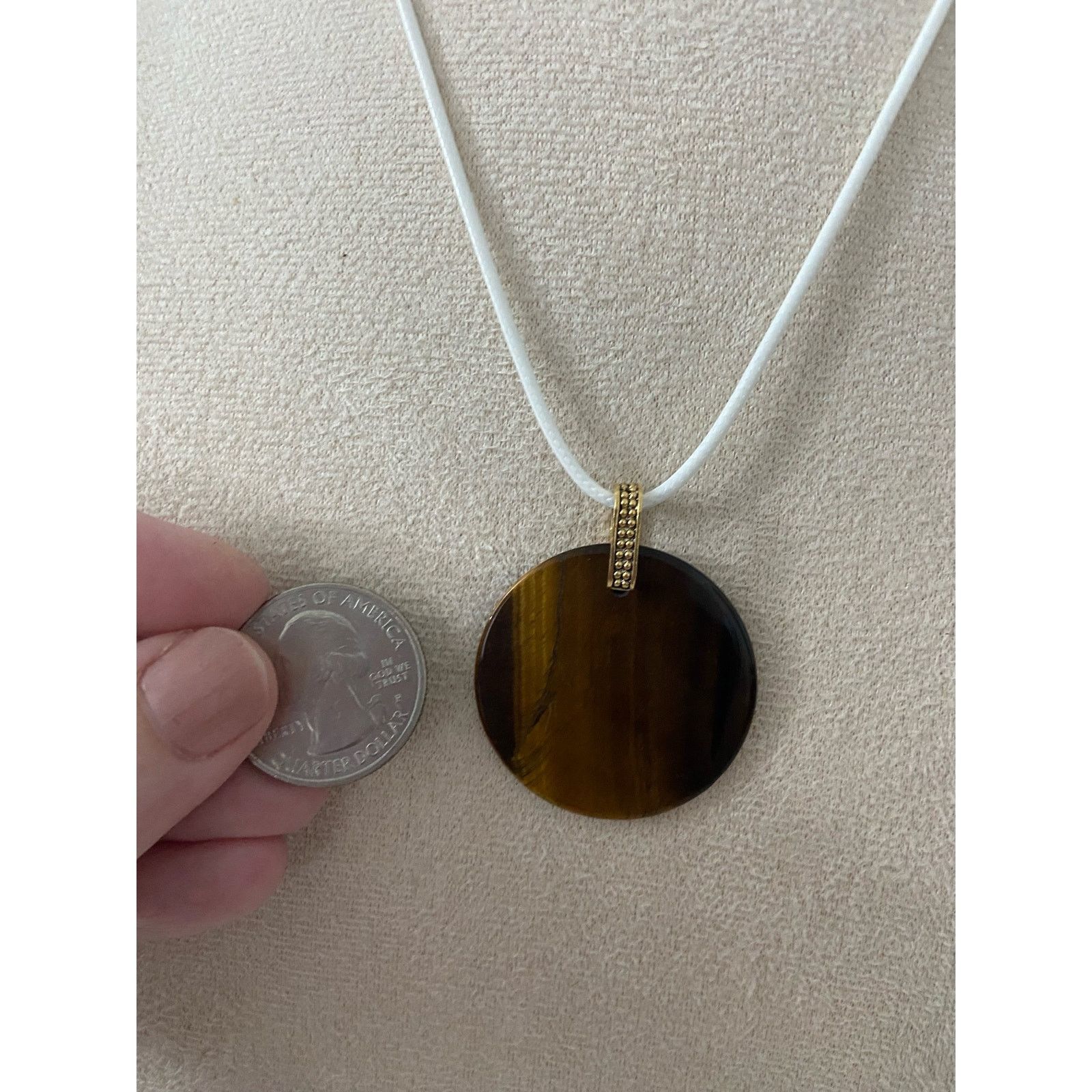 Other Round brown tigers eye pendant necklace Size ONE SIZE - 2 Thumbnail