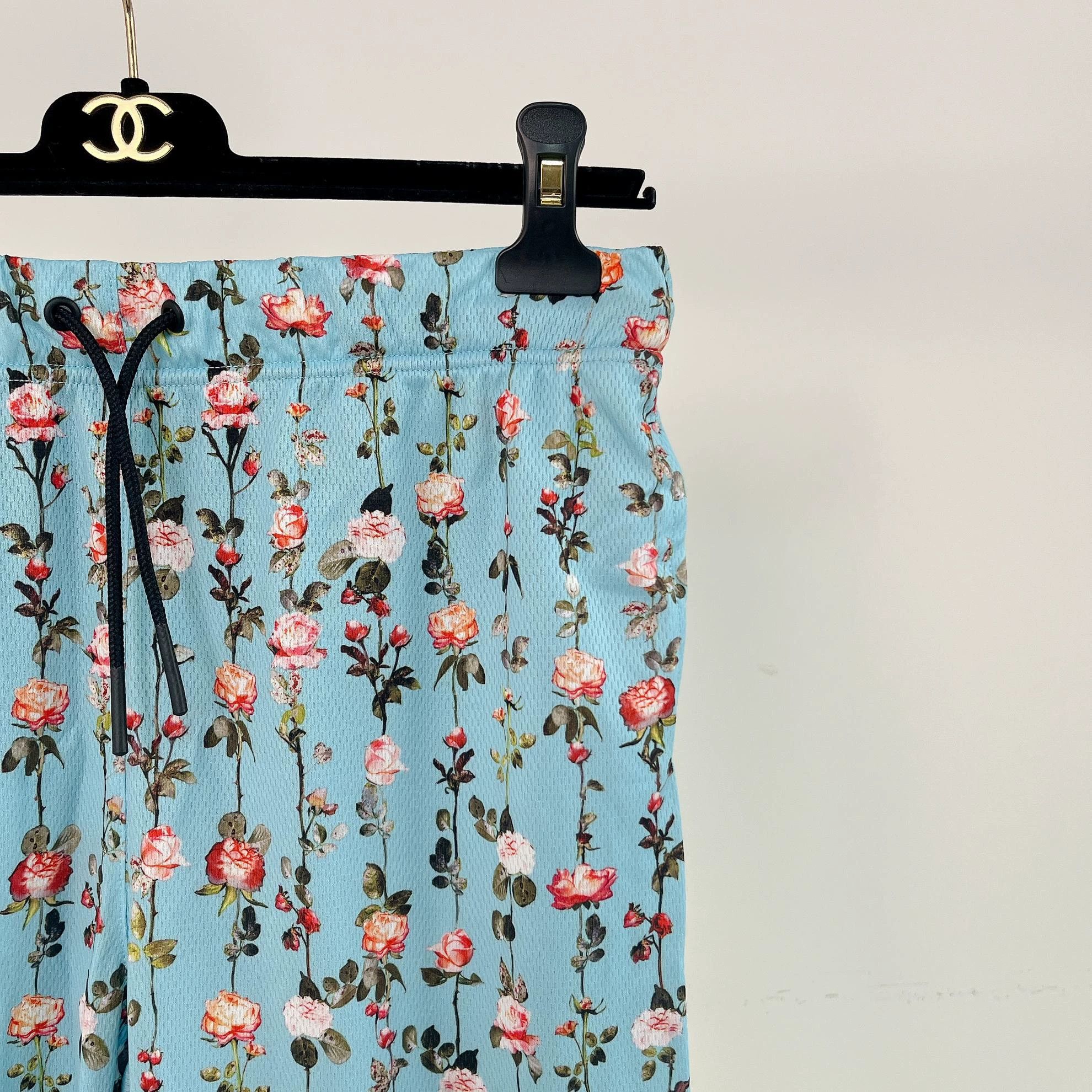 Burberry Burberry blue floral print 14Y shorts Size 24" / US 00 / IT 34 - 3 Thumbnail