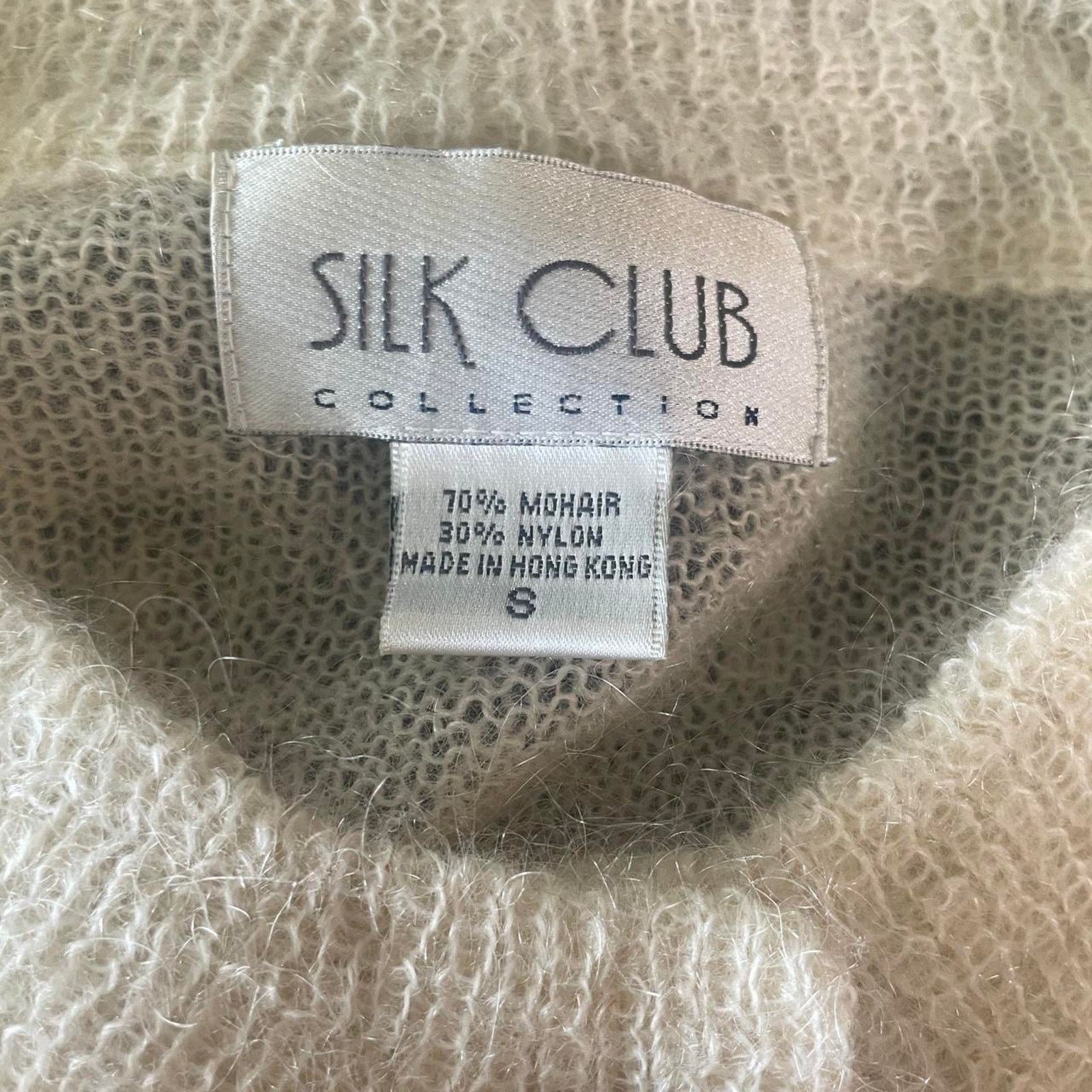 Vintage Vintage Cream and Sequin Mohair cardigan from Silk Club. Size S / US 4 / IT 40 - 4 Thumbnail