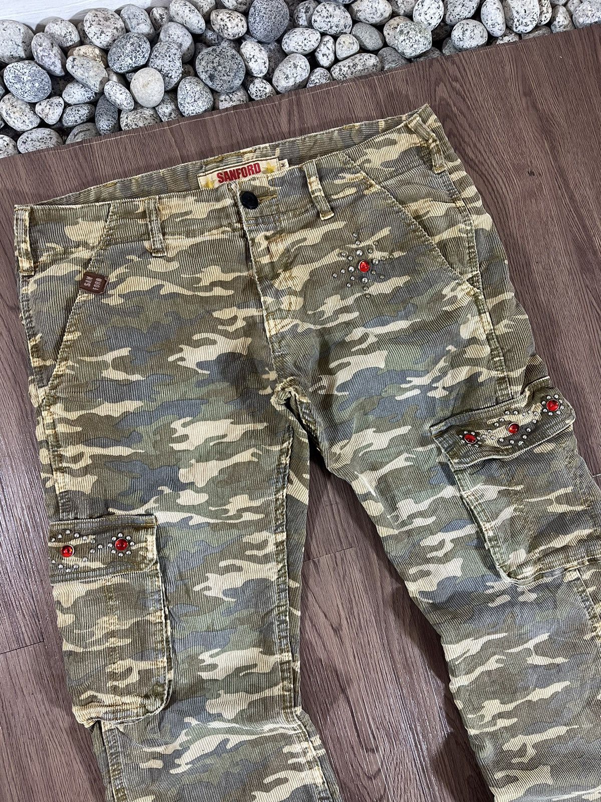 Japanese Brand Sanford Camouflage Corduroy Cargo Pants (Size M / W34) Size US 34 / EU 50 - 7 Thumbnail