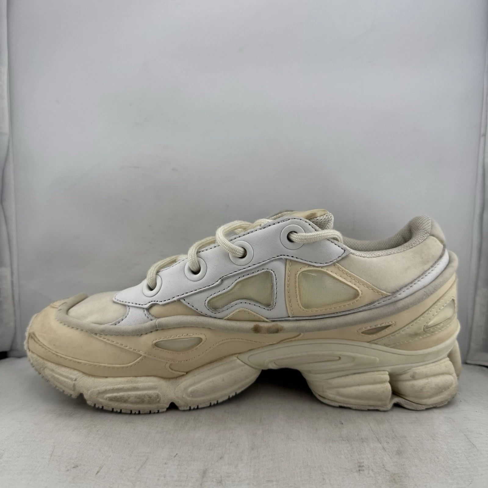 Adidas × Raf Simons Adidas x Raf Simons Ozweego Bunny 7.5 White Size US 7.5 / EU 40-41 - 2 Thumbnail