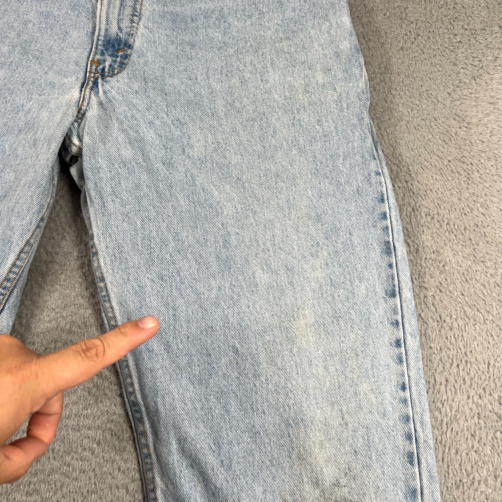 Levi's Vintage Levi's 550 Jeans Men 36 Regular Relaxed Fit Light Wash 90s Retro Denim Size US 36 / EU 52 - 4 Thumbnail