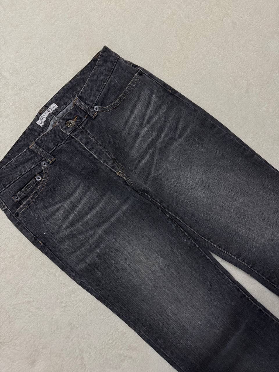 Other BELL BOTTOM 90s Style Japanese Mudwash Insane Bootcut Jeans Size US 27 - 6 Thumbnail