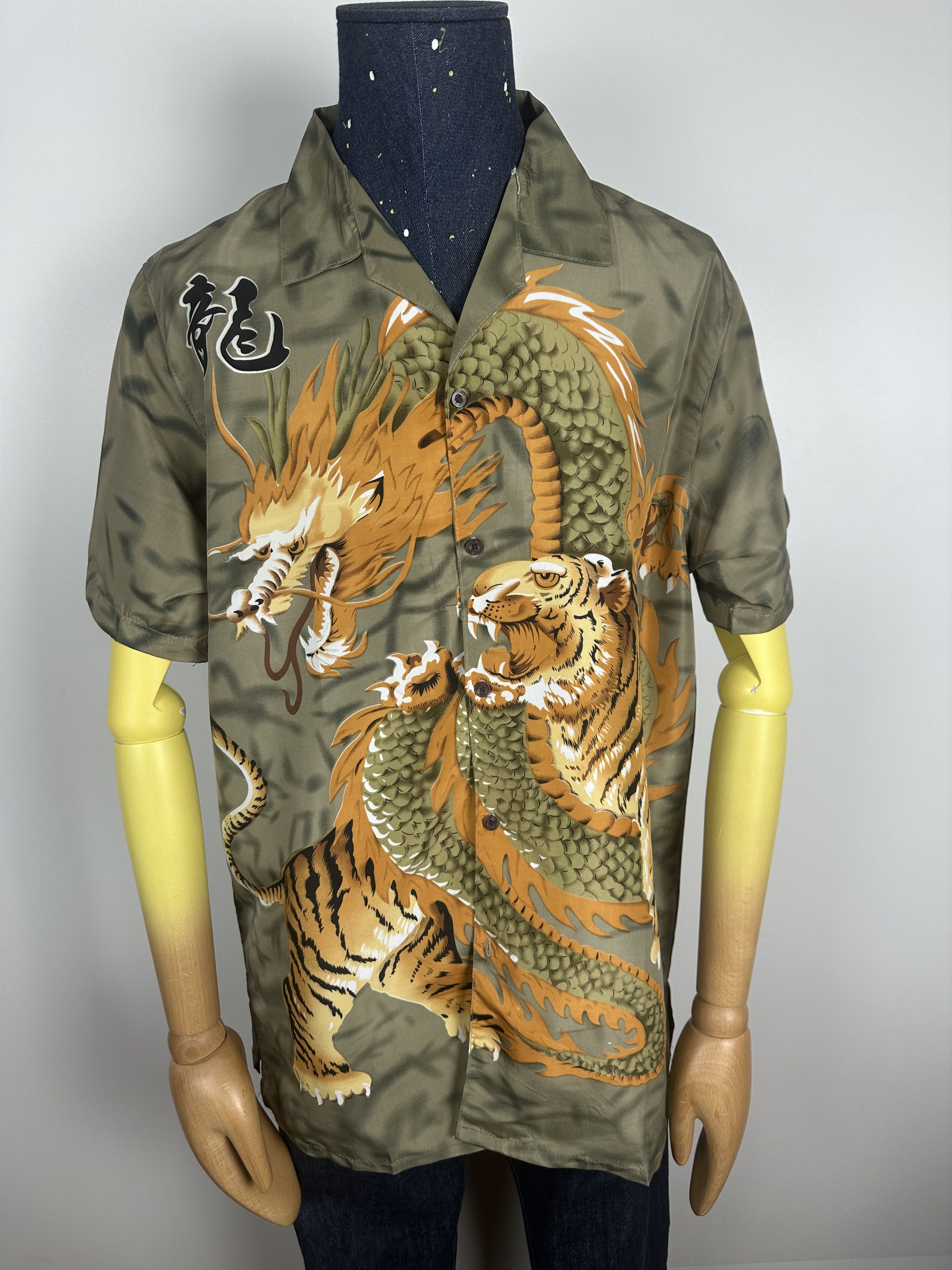 Vintage Dragon Tiger Vintage Button down 90s Unisex oversized Size US L / EU 52-54 / 3 - 2 Thumbnail