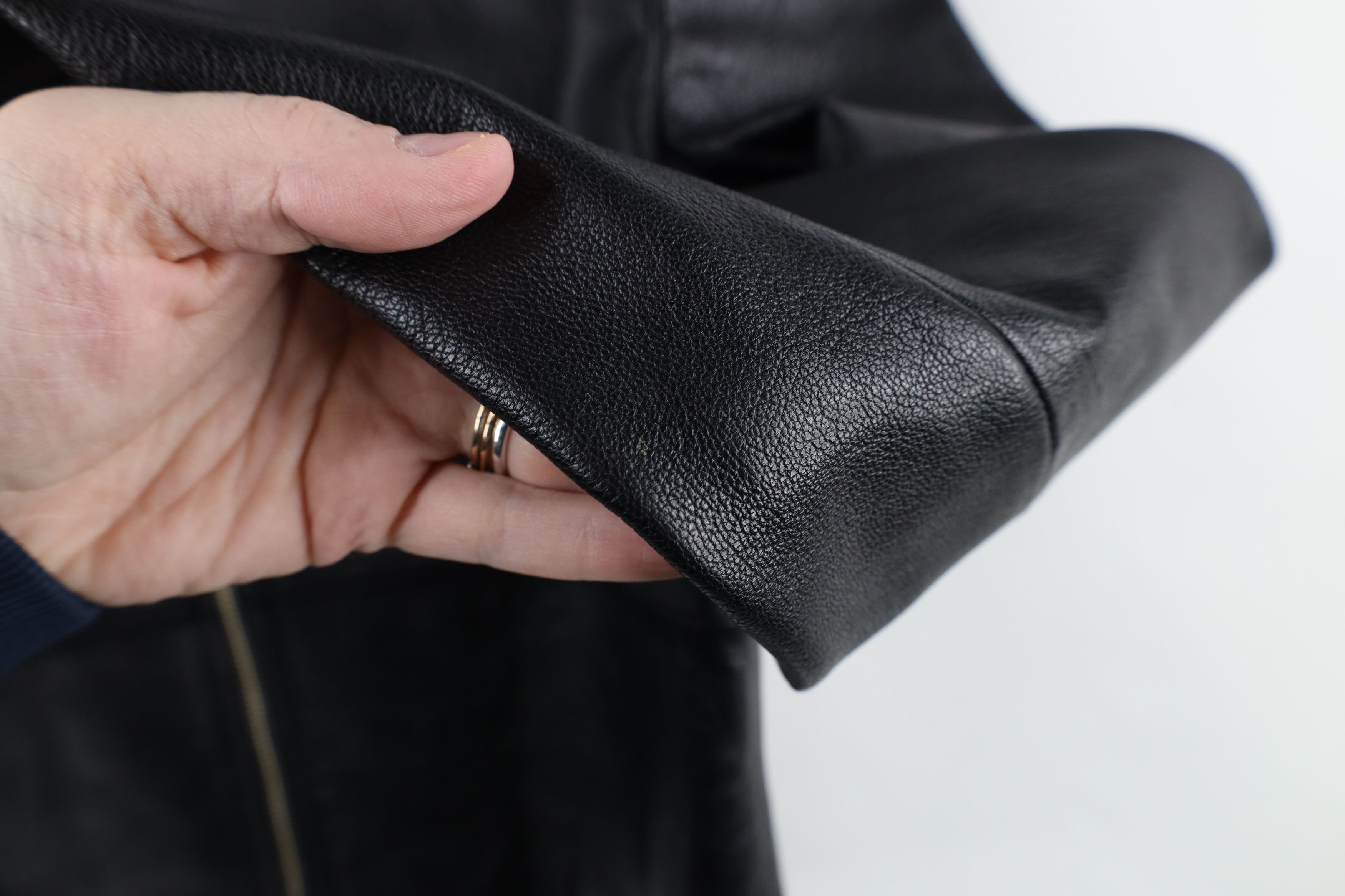 Esprit × Vintage Vintage 90s Y2K Esprit Cropped Leather Motorcycle Jacket Size XS / US 0-2 / IT 36-38 - 8 Thumbnail