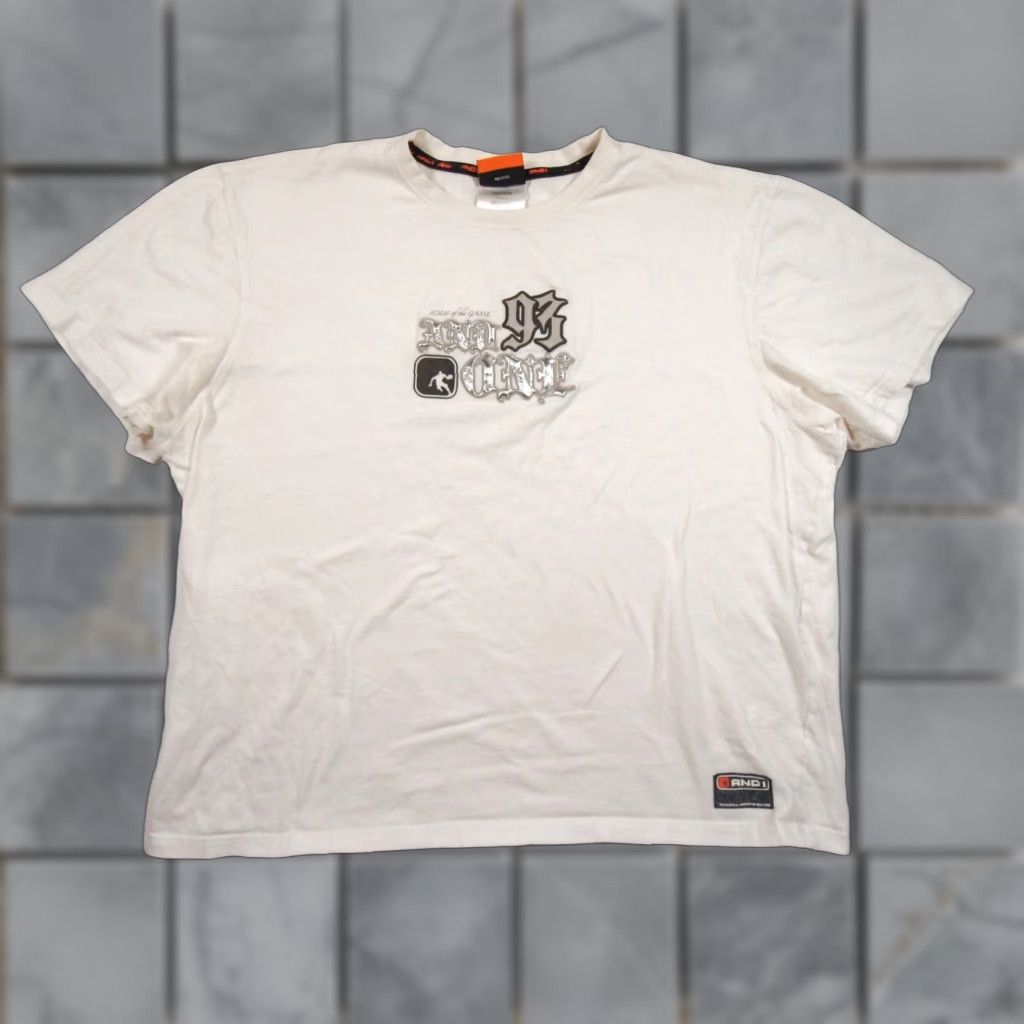 Vintage VINTAGE AND1 Shirt Mens 2XL White T-Shirt Regular Crewneck Basketball Short Sleeve Logo Tee Size US XXL / EU 58 / 5 - 1 Thumbnail