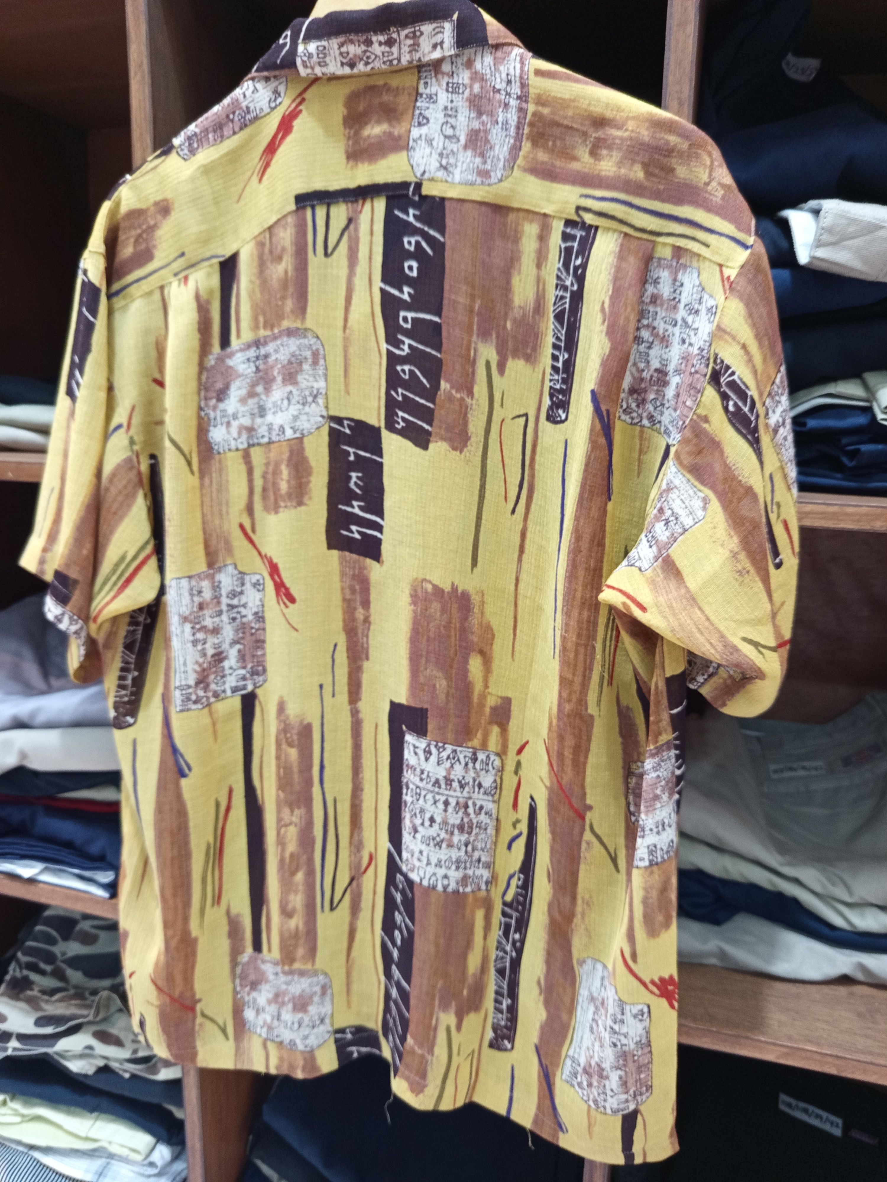Vintage Vintage Abstract Rayon T Shirt Size US L / EU 52-54 / 3 - 5 Thumbnail