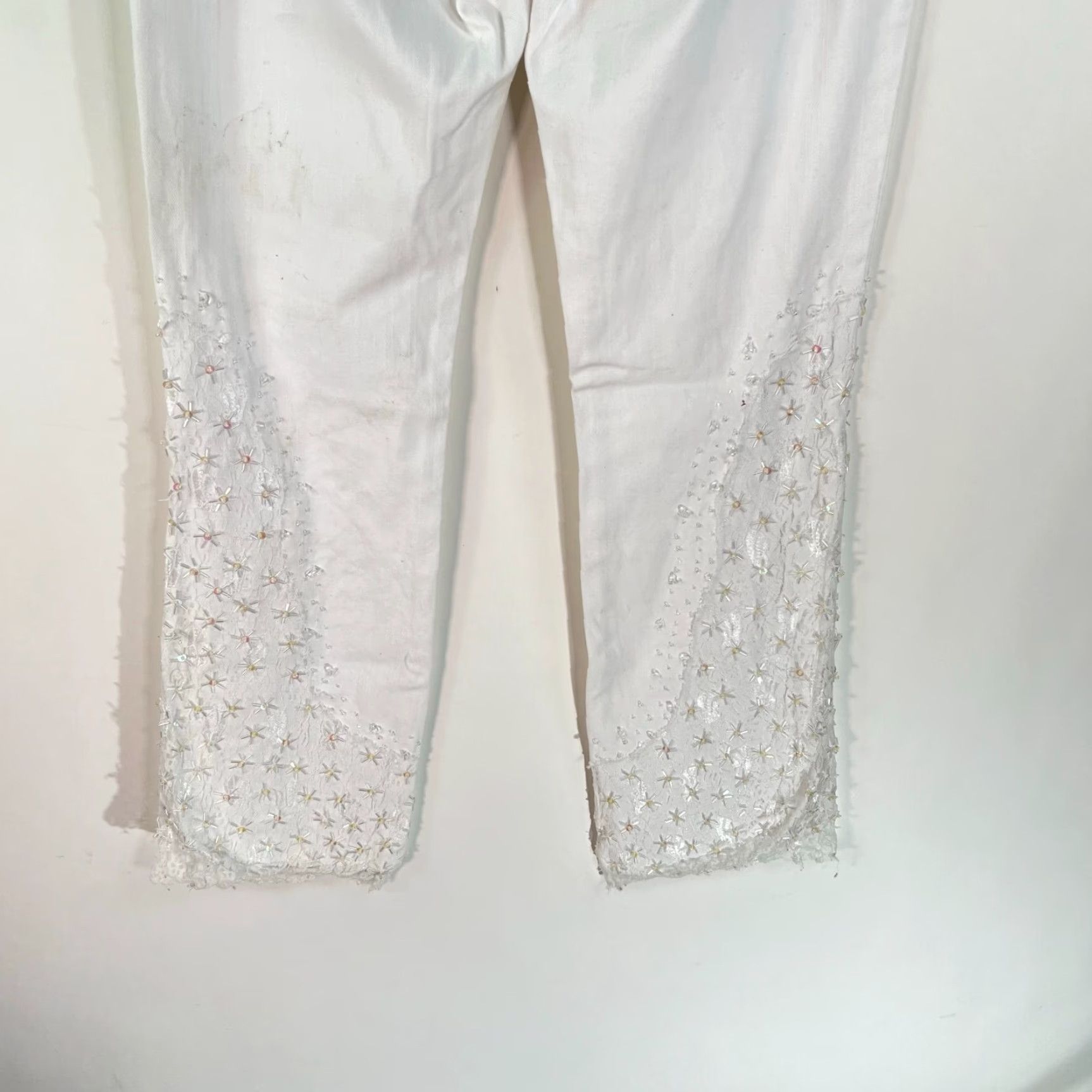 Vintage Latina Jeans Women's Size 8 White 32X32 Lace Patches Rhinestone Embroidered Denim Straight 32 Inseam 100% Genuine USA Seller Mens? Size 30" / US 8 / IT 44 - 7 Thumbnail