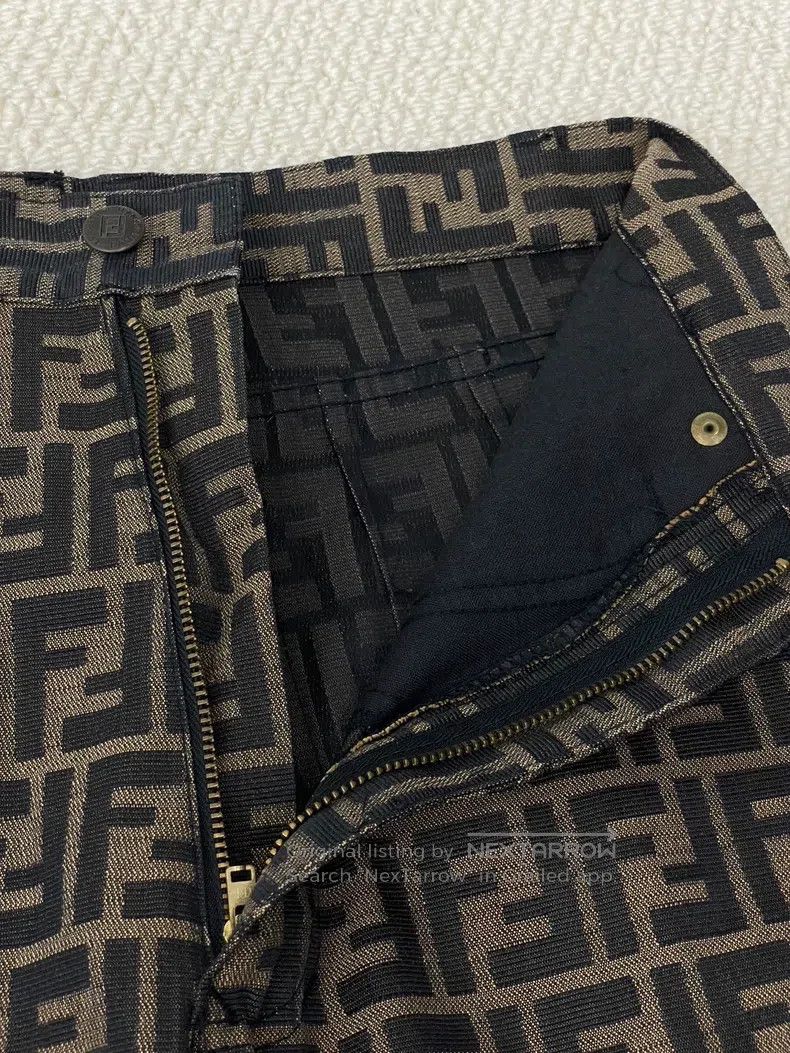 Fendi Fendi Full Print Monogram Nylon Casual Pants Size 26" / US 2 / IT 38 - 5 Thumbnail