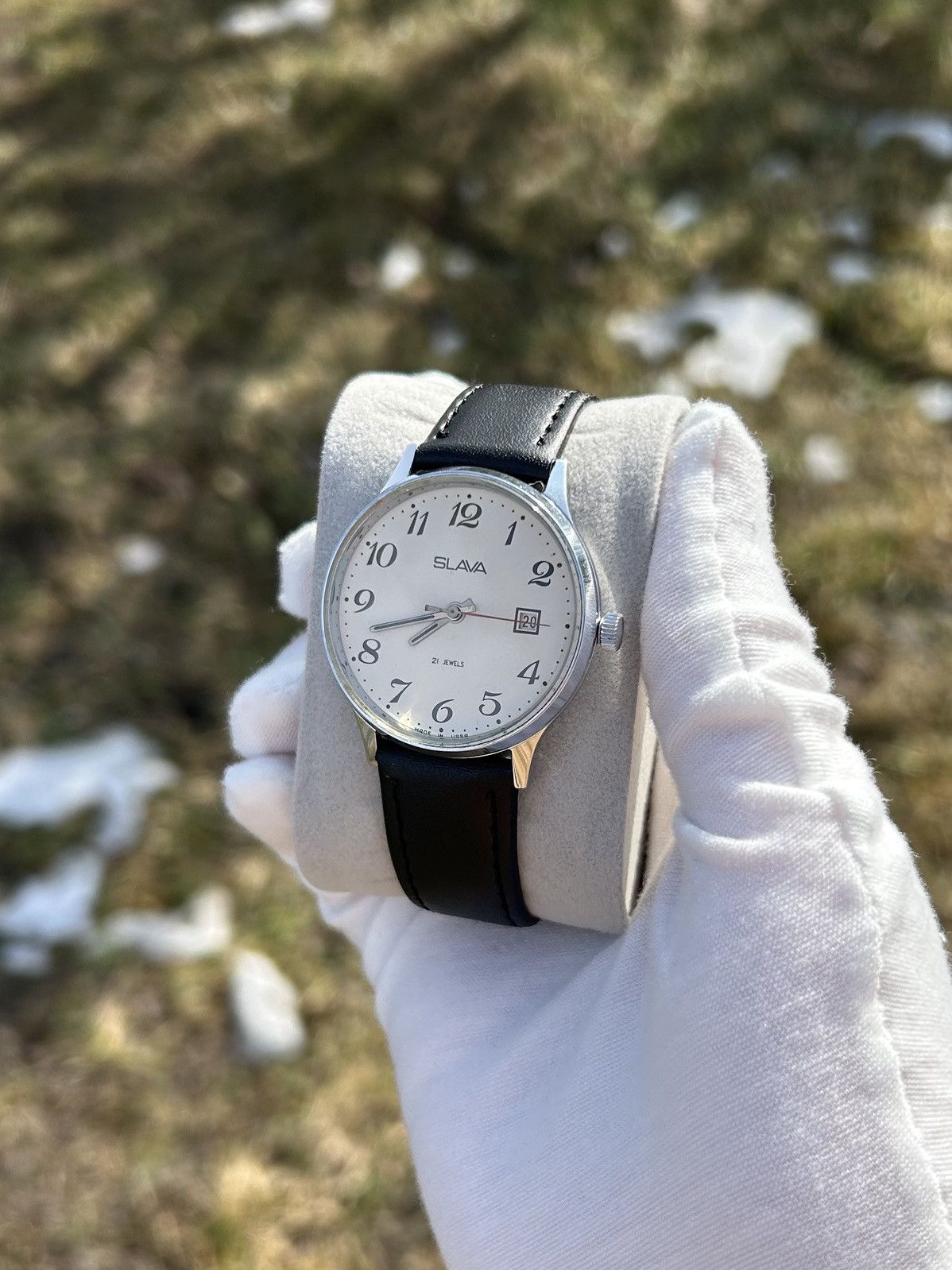 Vintage Vintage Watch Slava USSR Soviet Mechanical Retro 1980s Size ONE SIZE - 3 Thumbnail