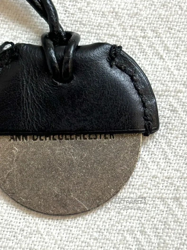Ann Demeulemeester Ann Demeulemeester silver dollar necklace Size ONE SIZE - 4 Thumbnail