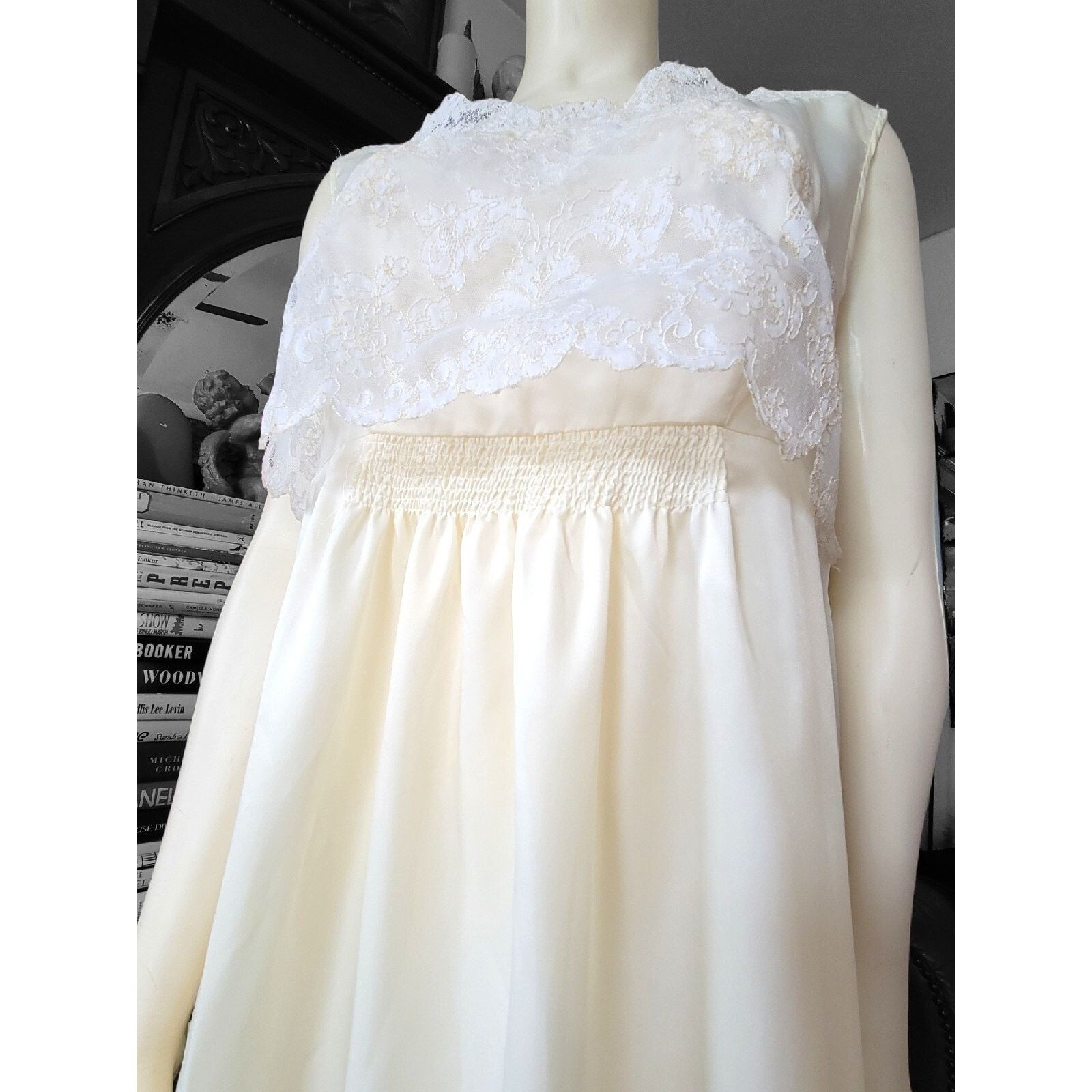 Dior Vintage Christian Dior Silk Blend Nightgown W Lace Size 36 Size ONE SIZE - 14 Thumbnail