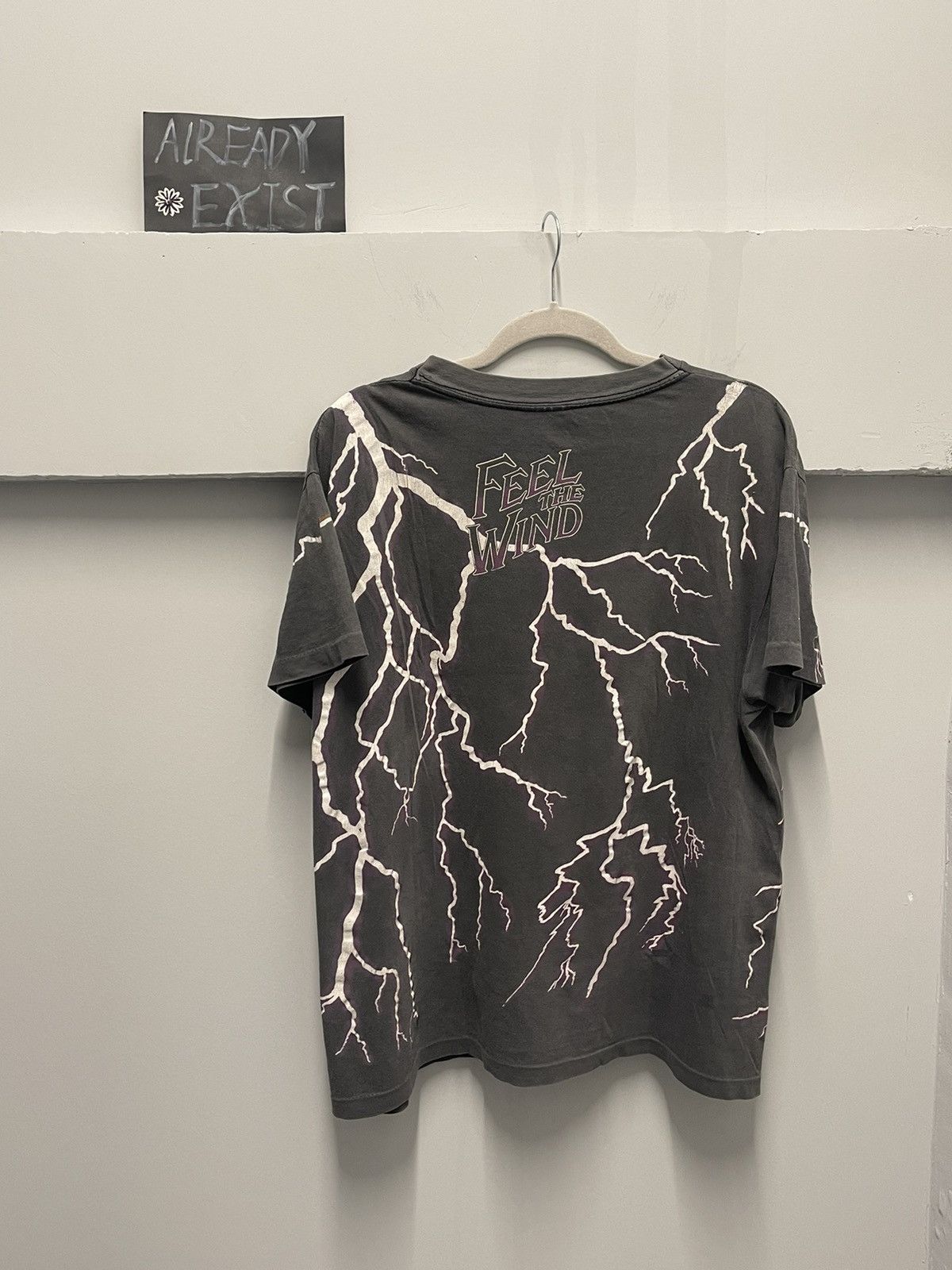 Vintage Vintage American “thunder feel the wind” tee Size US L / EU 52-54 / 3 - 3 Thumbnail
