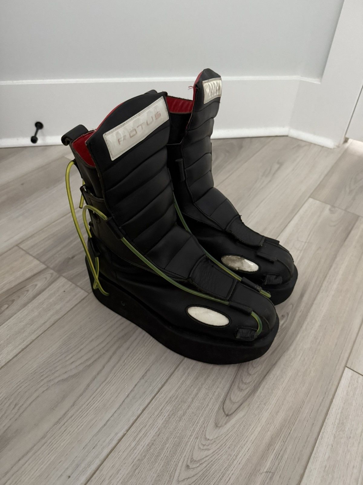 Fotus Fotus Tube Boots Size US 9.5 / EU 42-43 - 1 Thumbnail