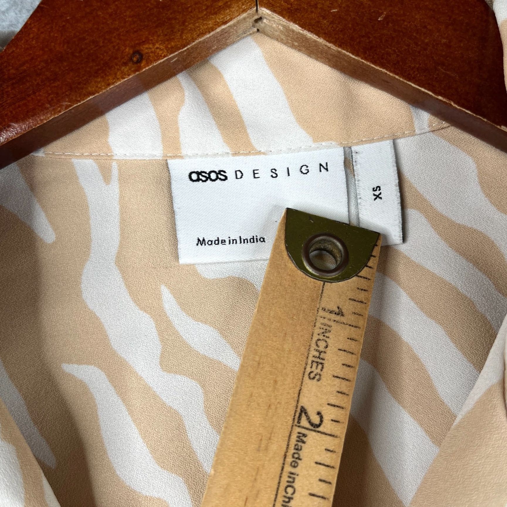 Asos ASOS Design Shirt XS Beige White Tropical Button Up Long Sleeve Mens Size US XS / EU 42 / 0 - 3 Thumbnail
