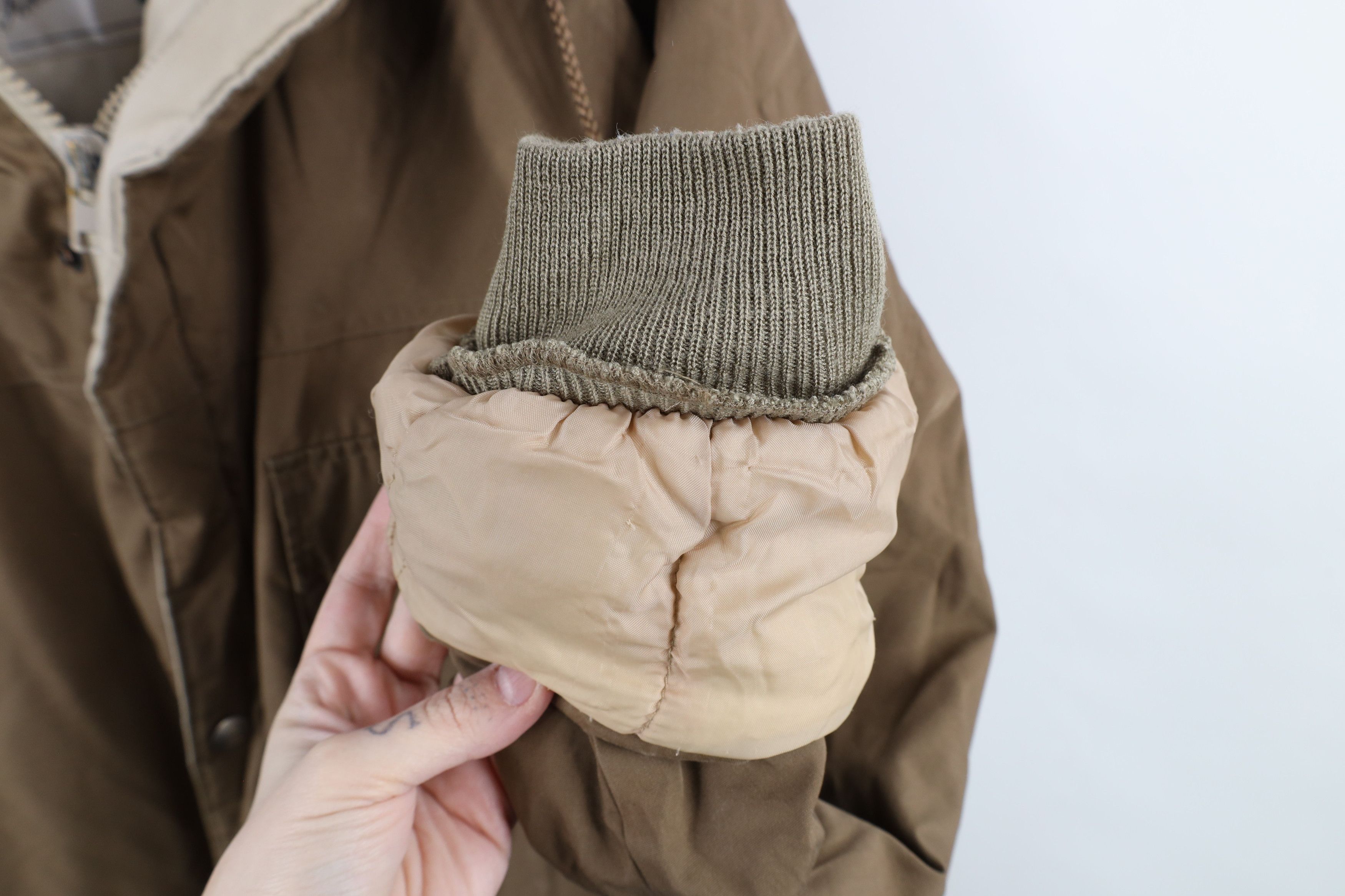 Vintage Vintage 80s 90s Streetwear Faded Quilted Hooded Parka Jacket Size US L / EU 52-54 / 3 - 8 Thumbnail