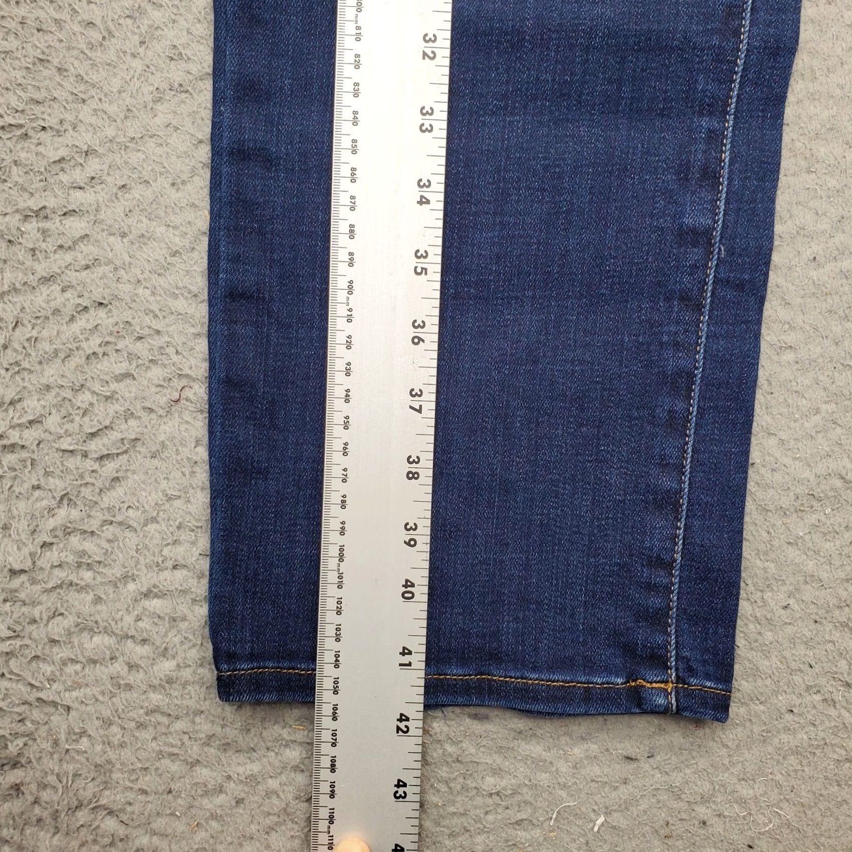 Lucky Brand Lucky Brand 410 Athletic Slim Jeans Women 34x32 Blue Denim Slightly Tapered Leg Jeans Size 24" / US 00 / IT 34 - 4 Thumbnail