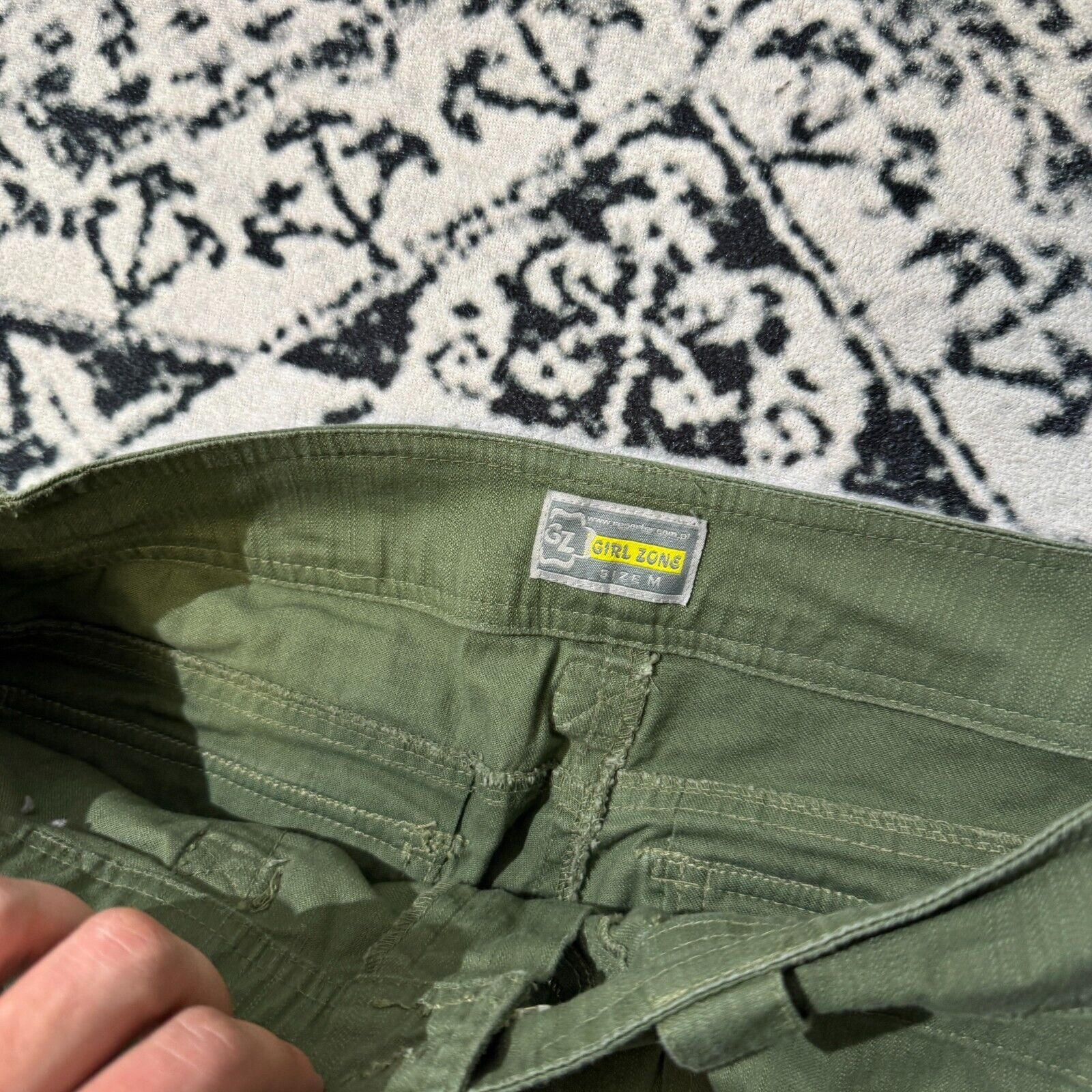 Vintage Vintage Unisex Khaki Green Cotton Cargo Pants Size M Size US 32 / EU 48 - 6 Thumbnail