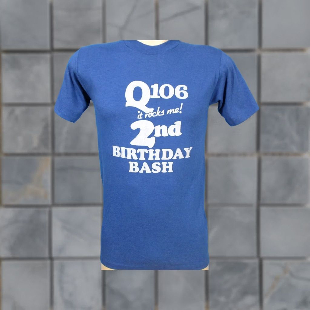 Vintage VINTAGE Q106 FM ROCKS ME! MICHIGAN RADIO T-Shirt XS/S 80s concert Men Size US XS / EU 42 / 0 - 1 Thumbnail