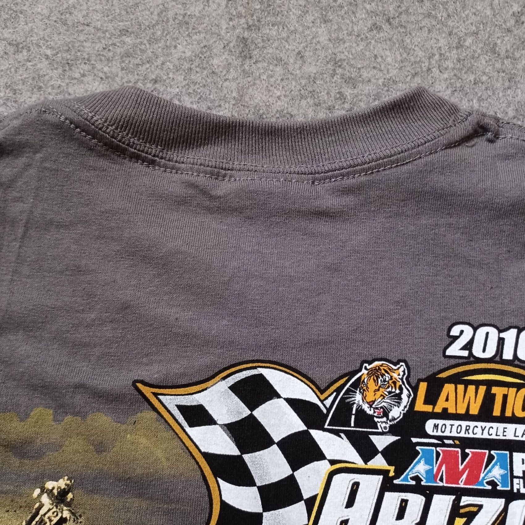 Gildan AMA Pro Flat Track T Shirt Mens M Gray Arizona Mile Law Tigers Motorcycle 2016 Size US M / EU 48-50 / 2 - 5 Thumbnail