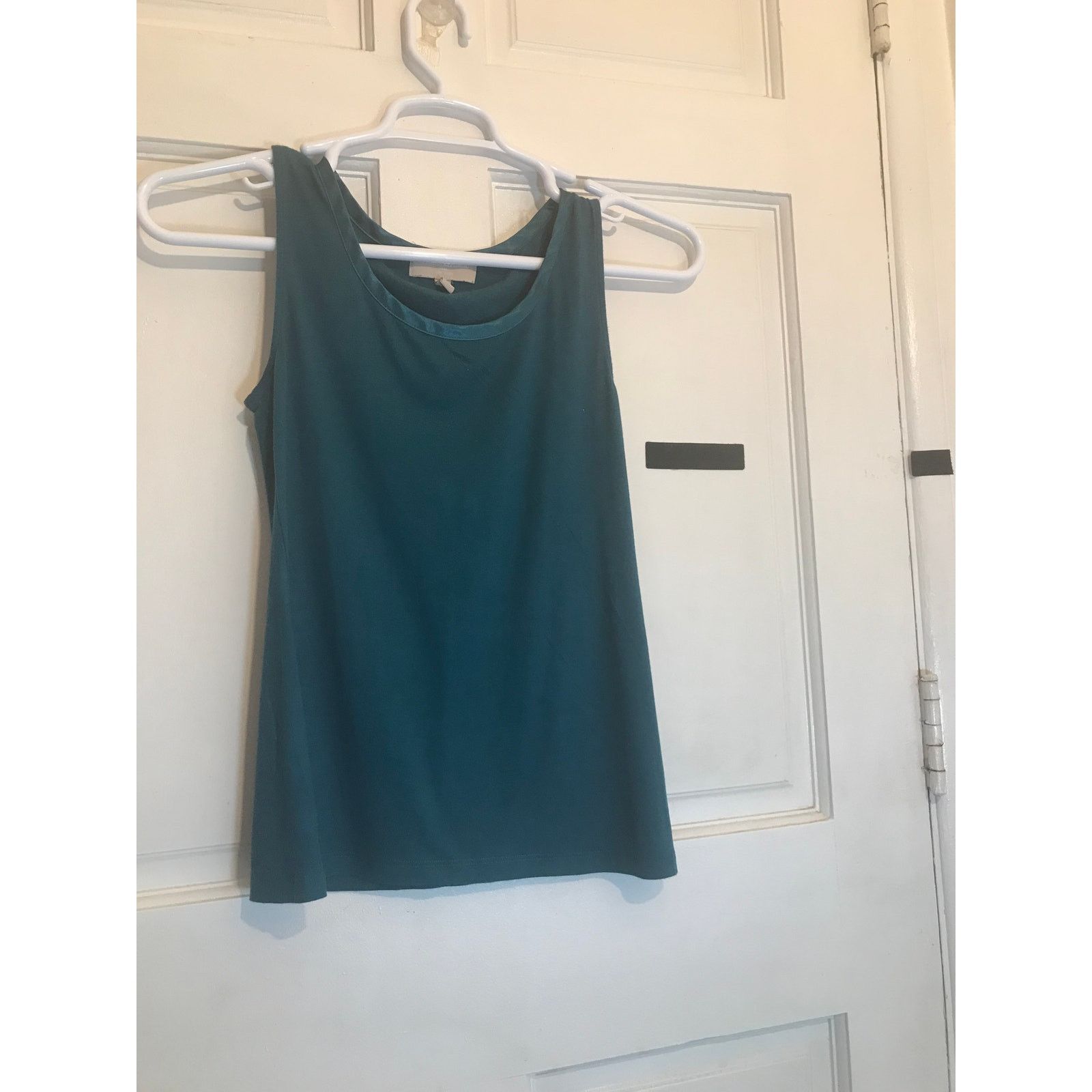 Banana Republic BANANA REPUBLIC Top Women's S Green RN 54023 Size S / US 4 / IT 40 - 1 Thumbnail