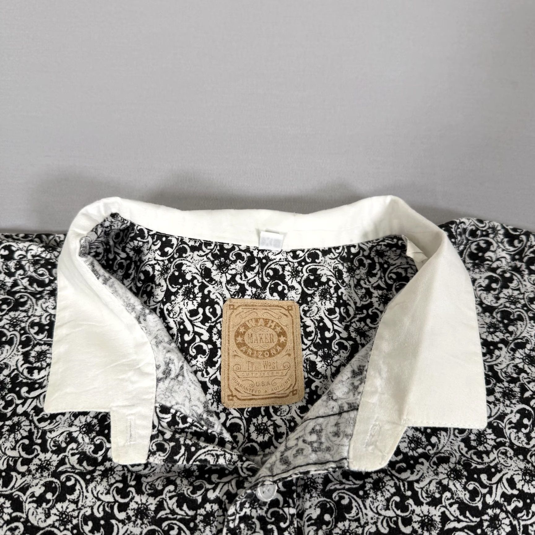 Vintage VINTAGE Wah Maker Shirt Black White Floral Paisley Button Up Long Sleeve Men's XL White Collar/ cuffs Western Theme Men's XL Size US XL / EU 56 / 4 - 4 Thumbnail