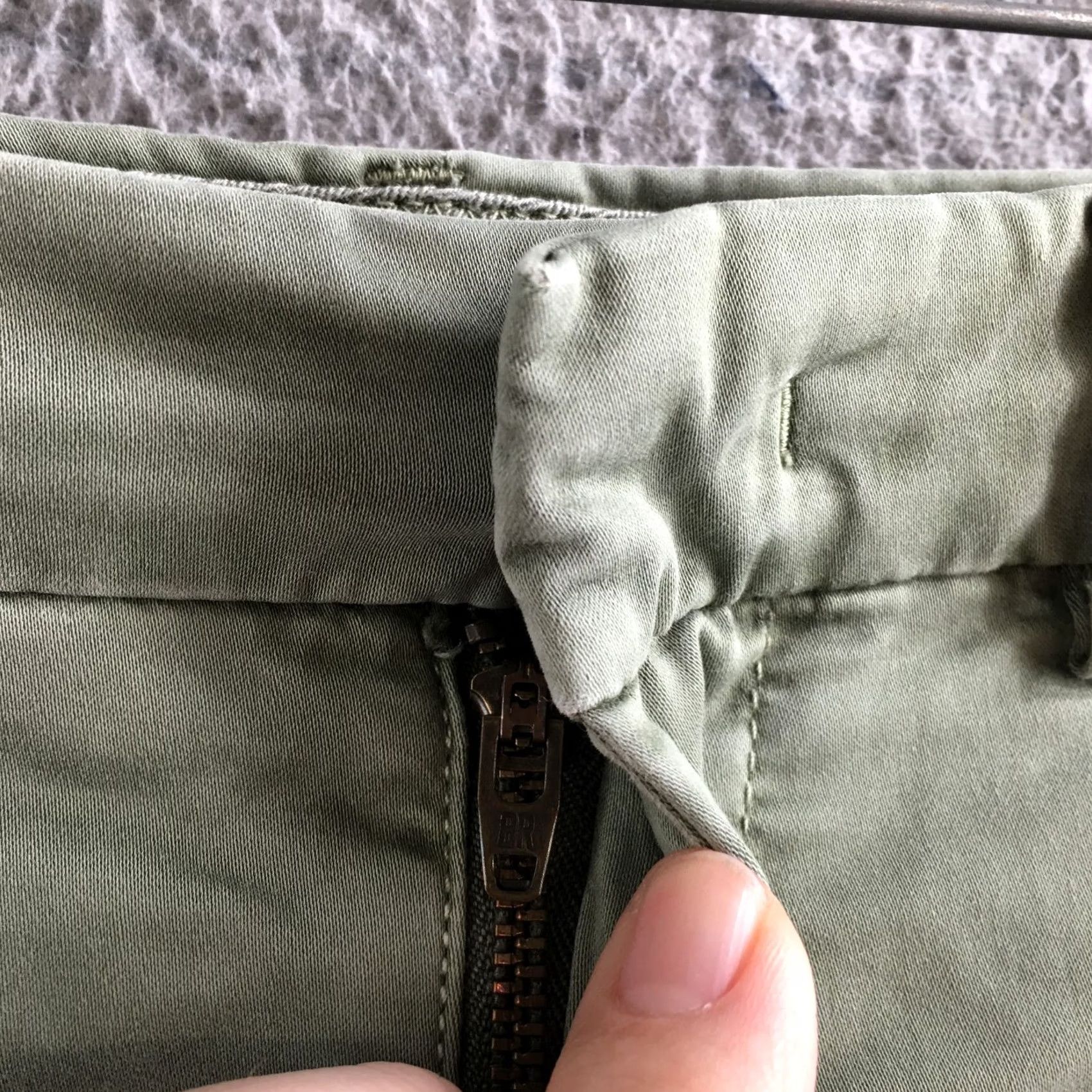 Banana Republic Banana Republic Pants Womens 0P Olive Green Straight Leg Zip Fly Chino Stretch Pants Regular Womens 0P Olive Green Straight Leg Chino Stretch Size 25" / US 0 / IT 36 - 5 Thumbnail