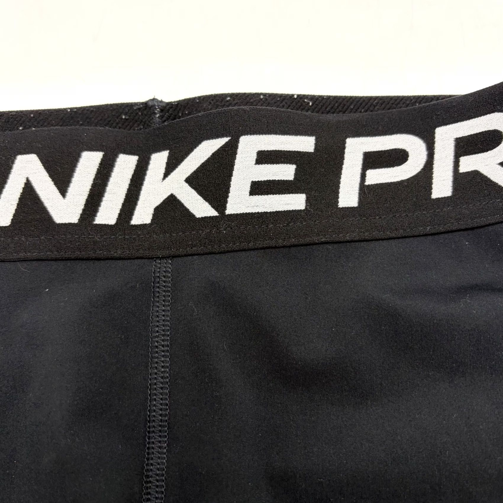 Nike Nike Pro Dri FIT Shorts Womens Small Black Compression Gym Training Activewear Size 28" / US 6 / IT 42 - 4 Thumbnail
