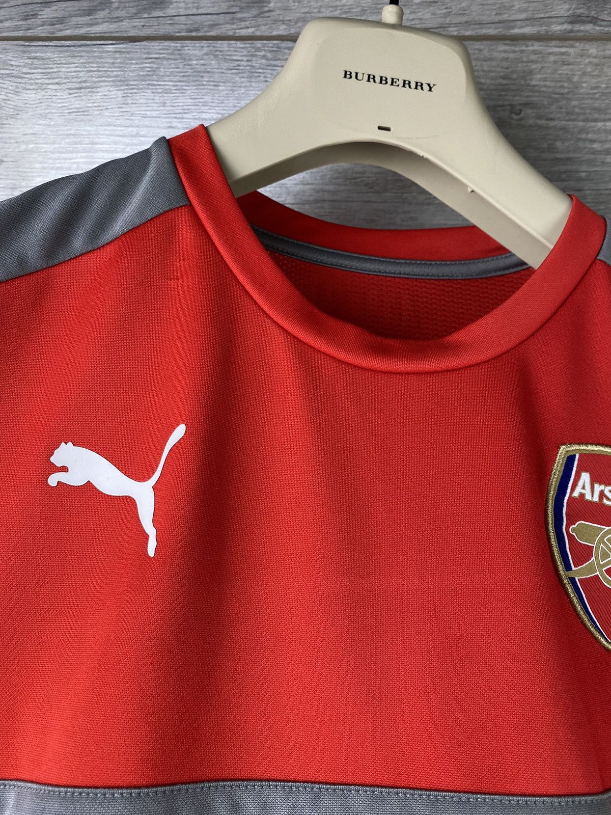 Puma Arsenal Puma 2016 2017 football jersey Size M Size US M / EU 48-50 / 2 - 20 Thumbnail