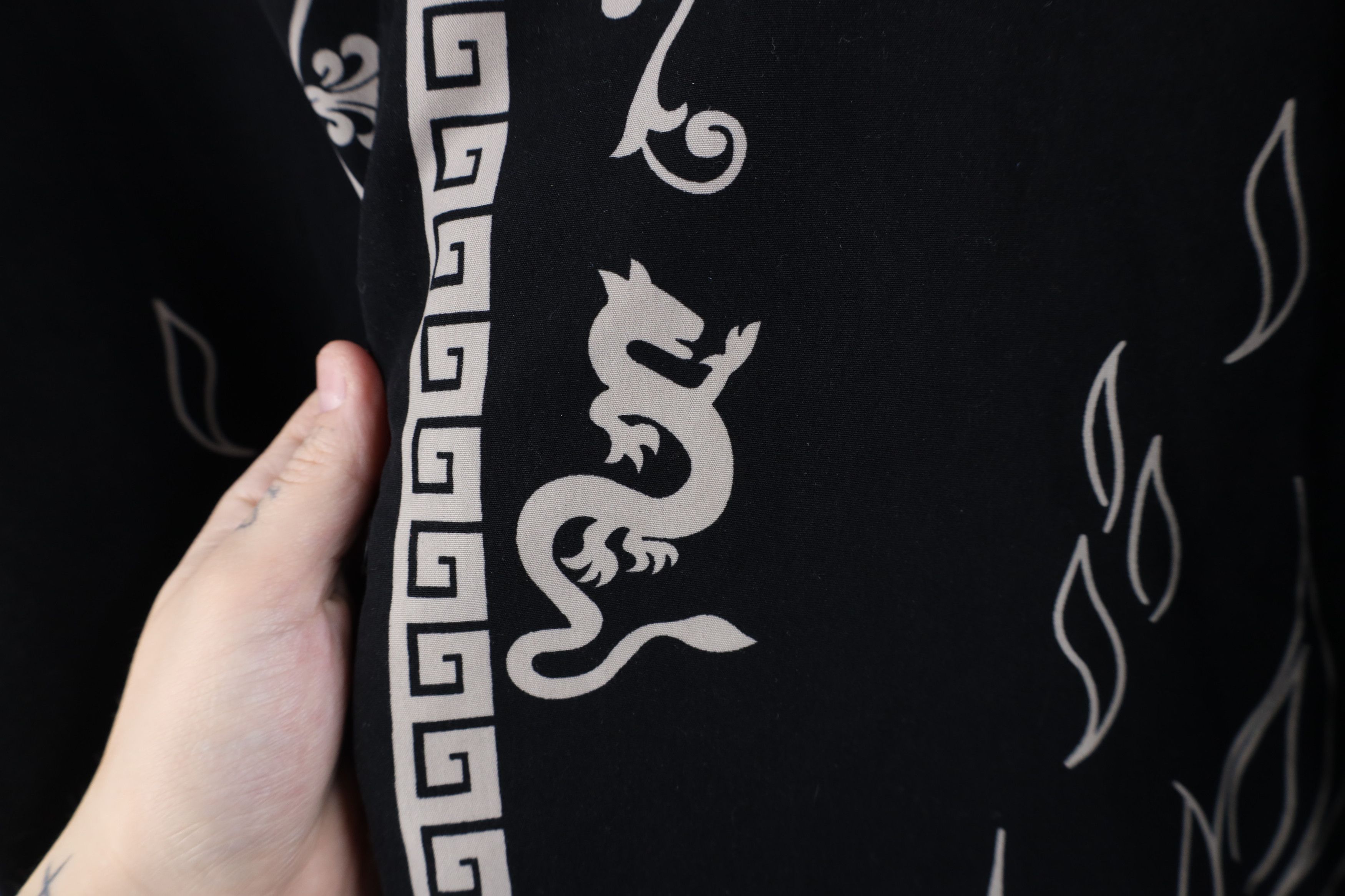 Vintage Vintage 90s Y2K Streetwear Flames Yin Yang Button Shirt Size US XL / EU 56 / 4 - 10 Thumbnail