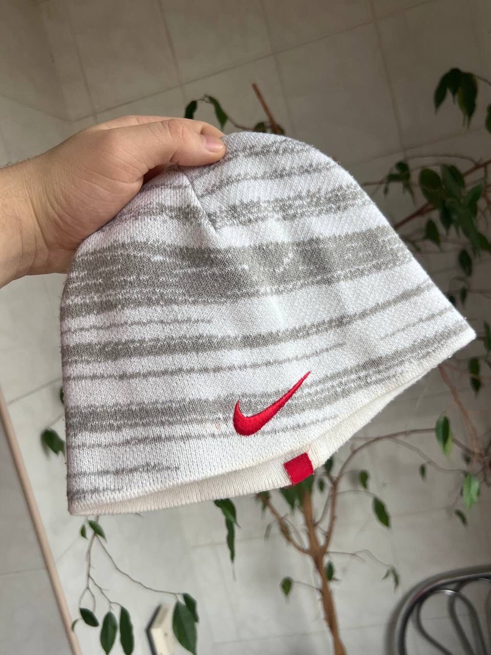 Nike × Vintage Vintage Streetwear Nike Beanie Hat Red Swoosh 90s Size ONE SIZE - 3 Thumbnail