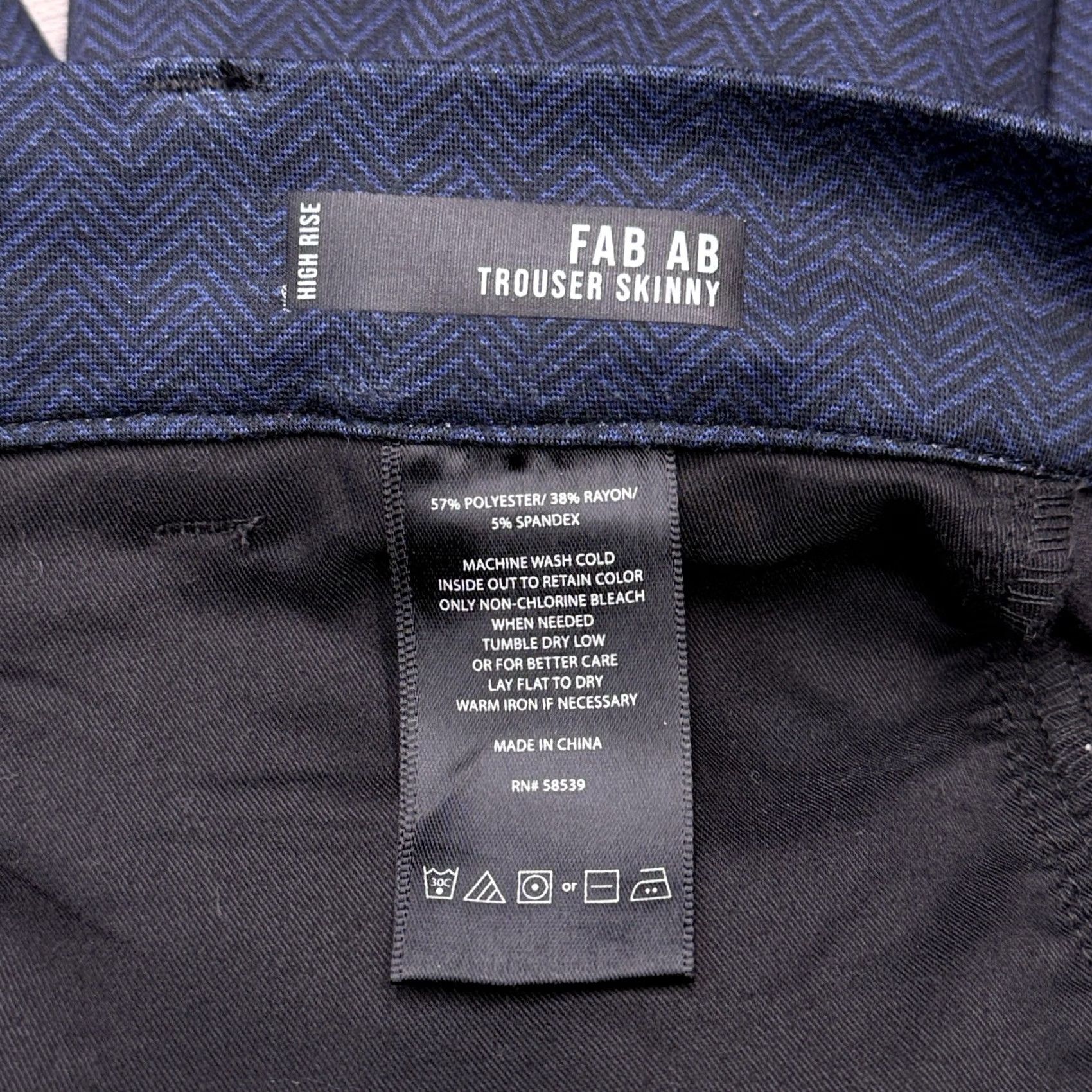 Vintage KUT from the Kloth High Rise Fab AB Trouser Skinny Pants Womens 8 Herringbone Blue PFL Stretch Chino Tailored Slim Vintage: No (adjusted by rules) Size 30" / US 8 / IT 44 - 7 Thumbnail