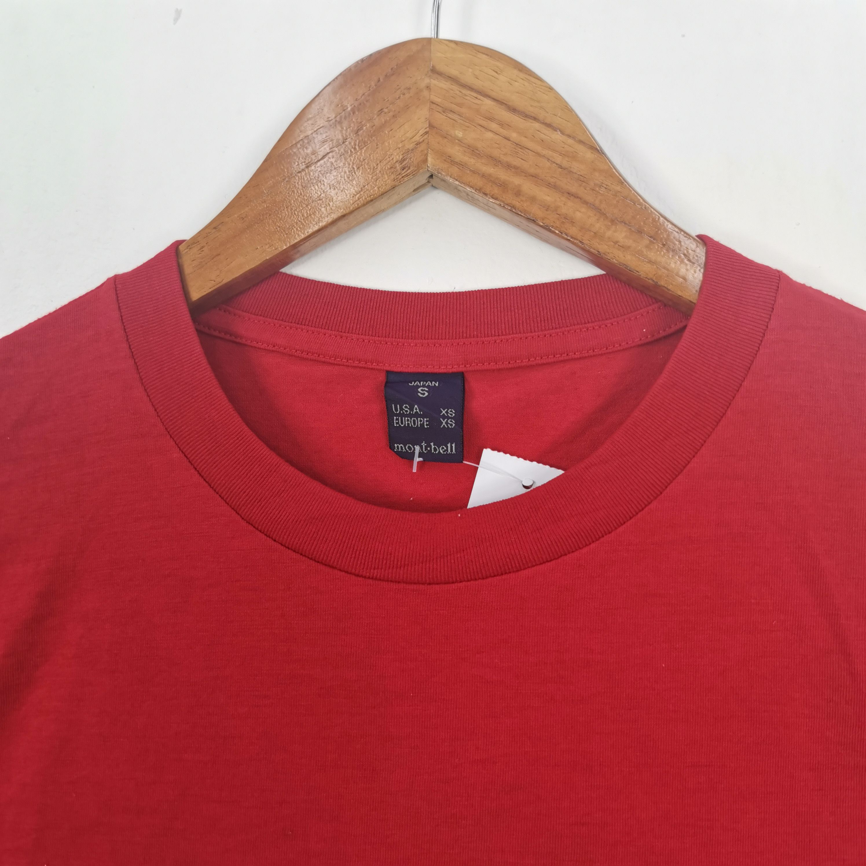Montbell Vintage 90s Montbell T-Shirt Montbell Crewneck SOLD Size US S / EU 44-46 / 1 - 6 Thumbnail