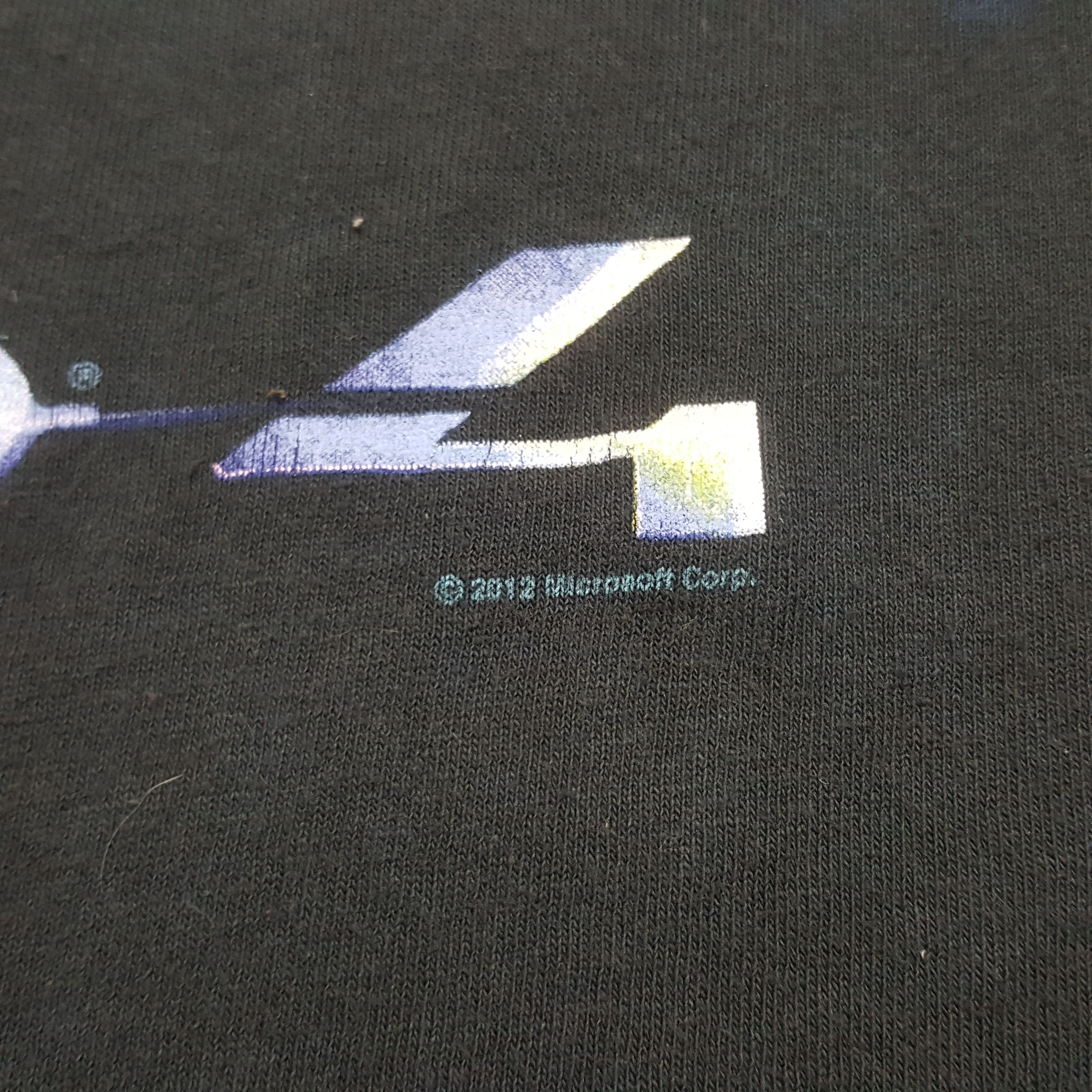 Microsoft Vintage Microsoft Corp Halo 4 Tshirt Size US L / EU 52-54 / 3 - 5 Thumbnail